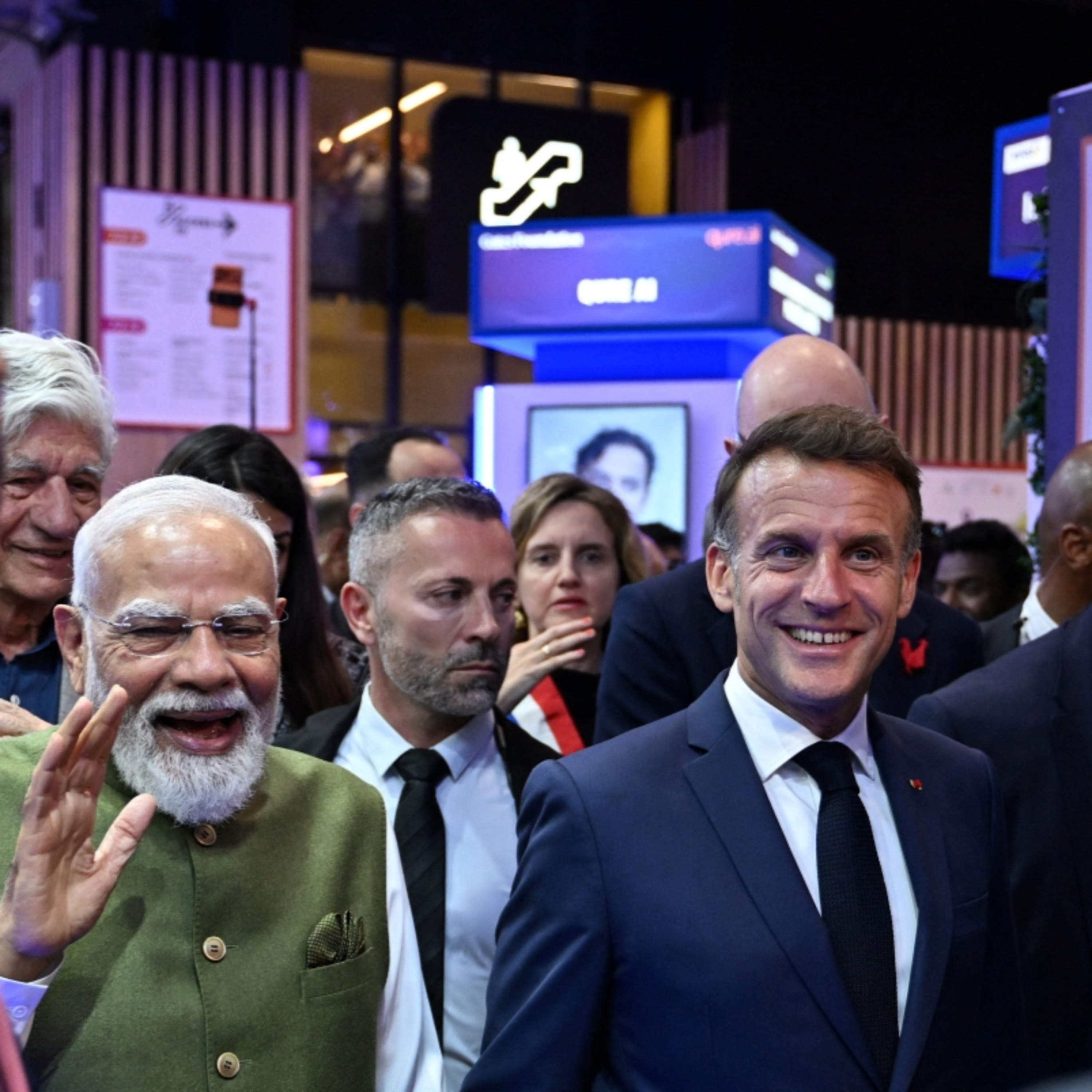 Tin thế giới - Thủ tướng Narendra Modi trình bày tầm nhìn trí tuệ nhân tạo của Ấn Độ tại VivaTech 2026 episode artwork