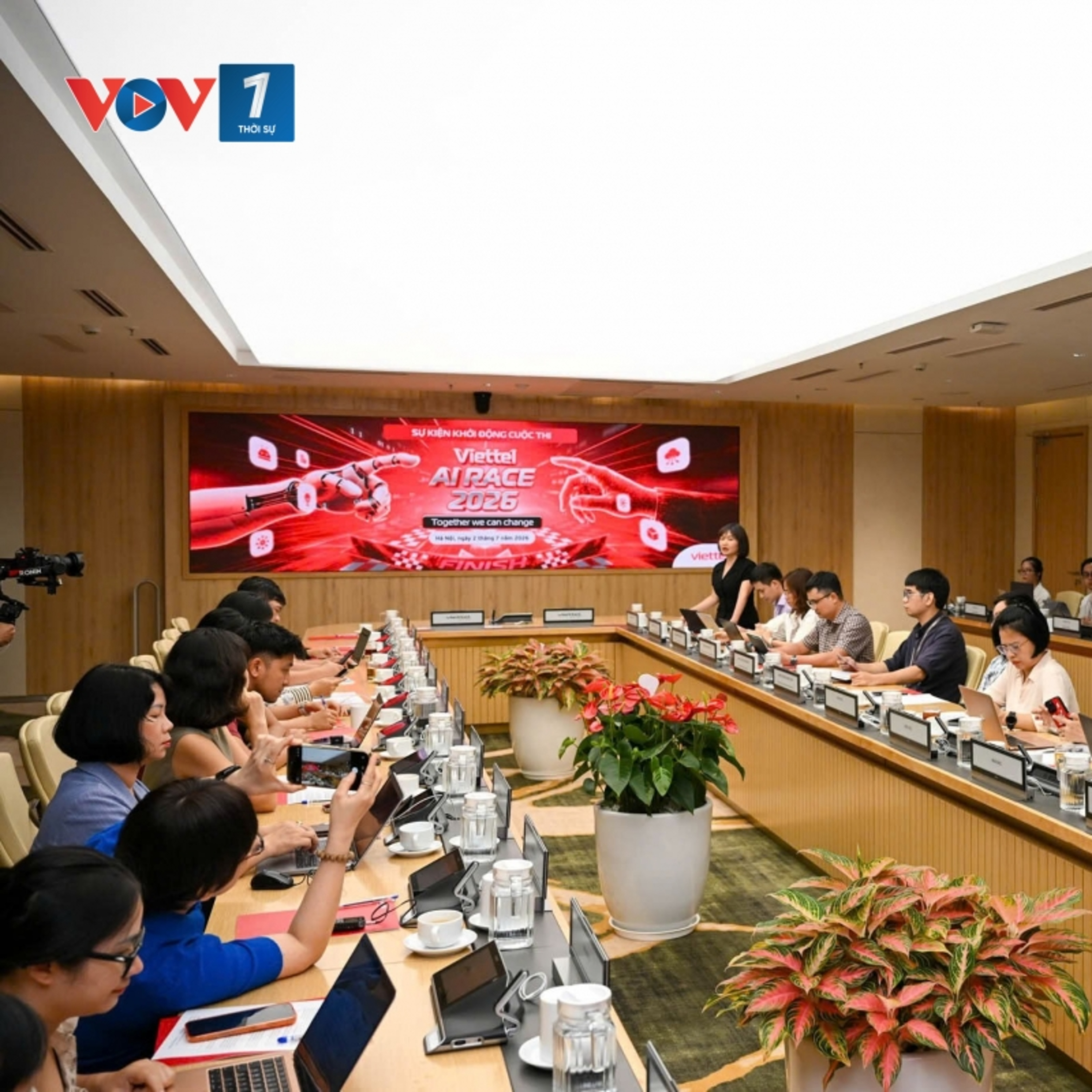 Tin Khoa học & Công nghệ - Lần đầu tiên Viettel mở dữ liệu thực tế cho thí sinh tranh tài tại Viettel AI Race 2026