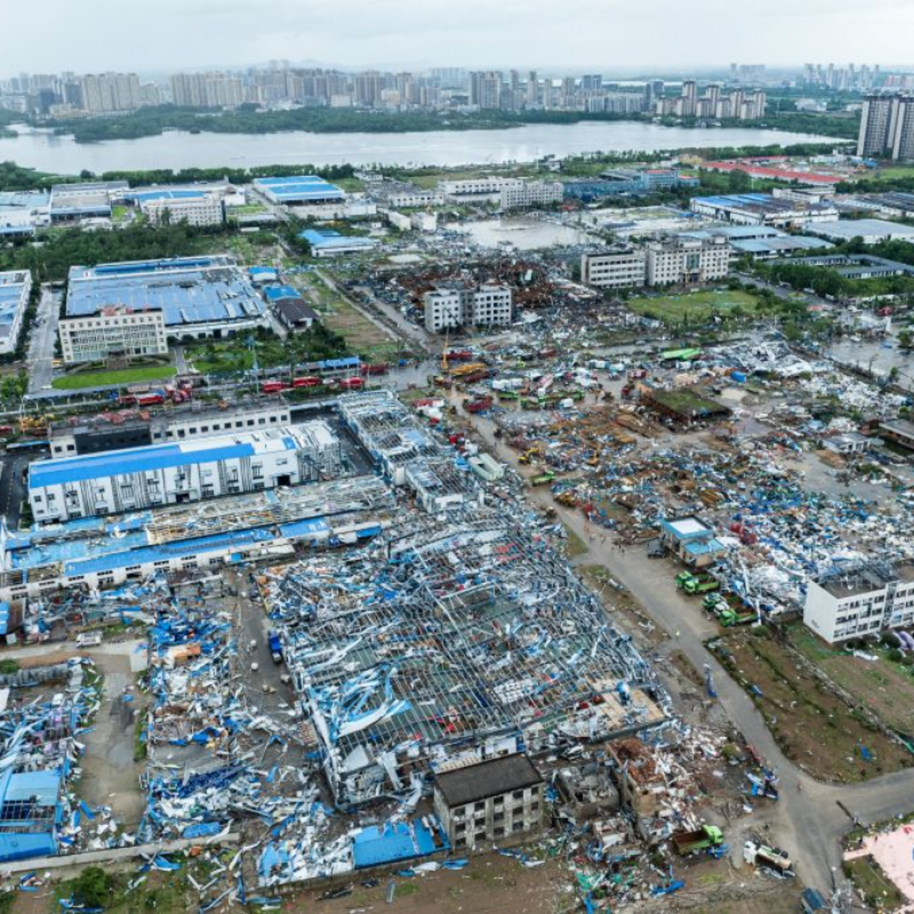 Tin thế giới - Trung Quốc hứng chịu thiên tai dồn dập, nhiều người thiệt mạng và mất tích