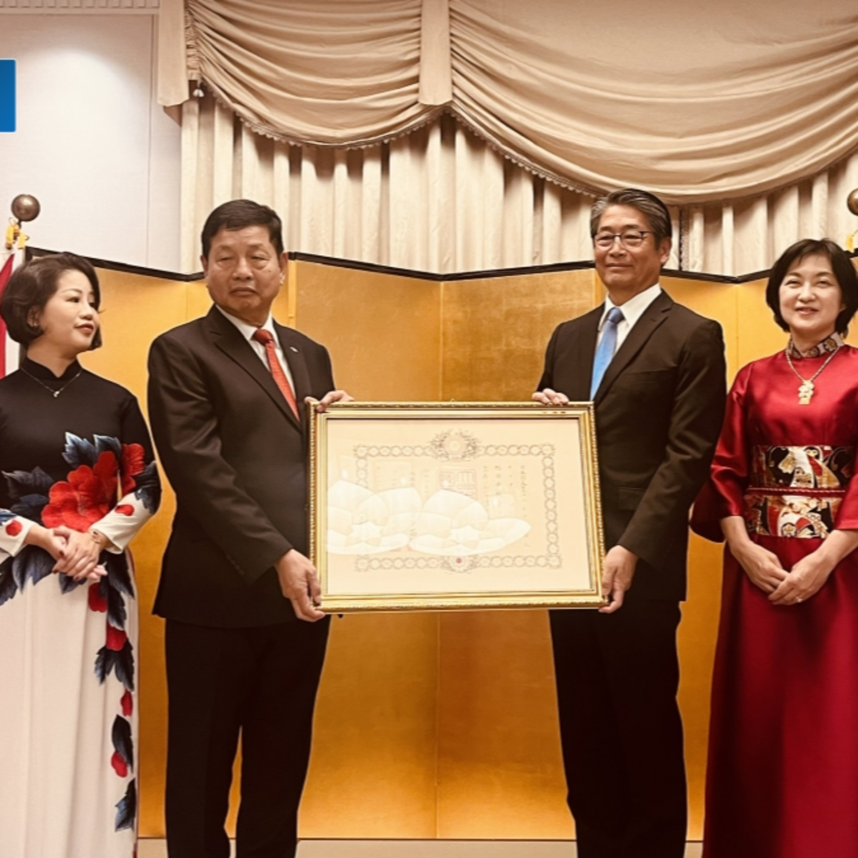 Thế Giới với Việt Nam - Chủ tịch Tập đoàn FPT nhận Huân chương Mặt Trời mọc của Chính phủ Nhật Bản
