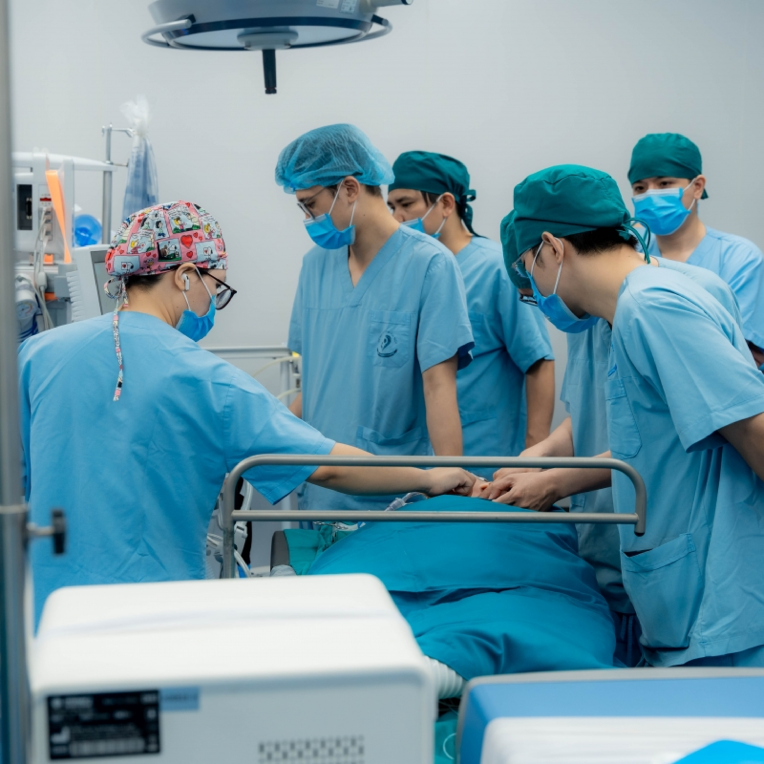 Tin trong nước - Bệnh viện Nhi Hà Nội cấy điện cực ốc tai điện tử thành công cho bệnh nhi bị điếc bẩm sinh