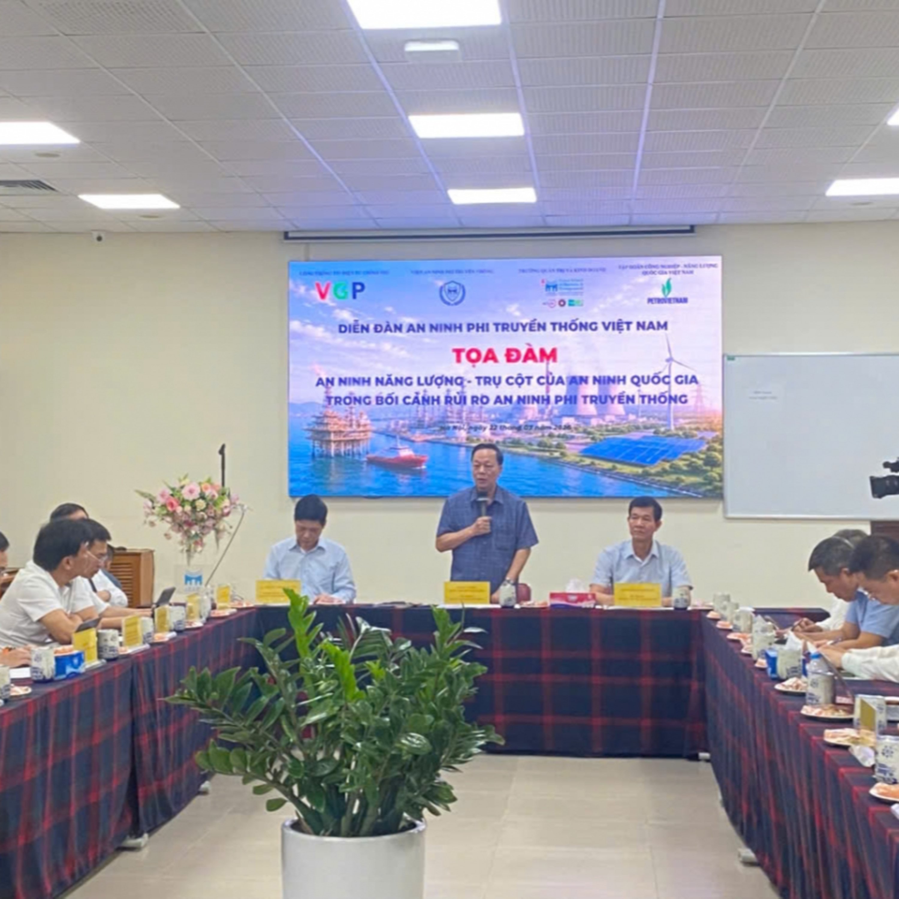Tin Đời sống & Xã hội - Nhận diện rủi ro an ninh phi truyền thống để bảo đảm an ninh năng lượng quốc gia