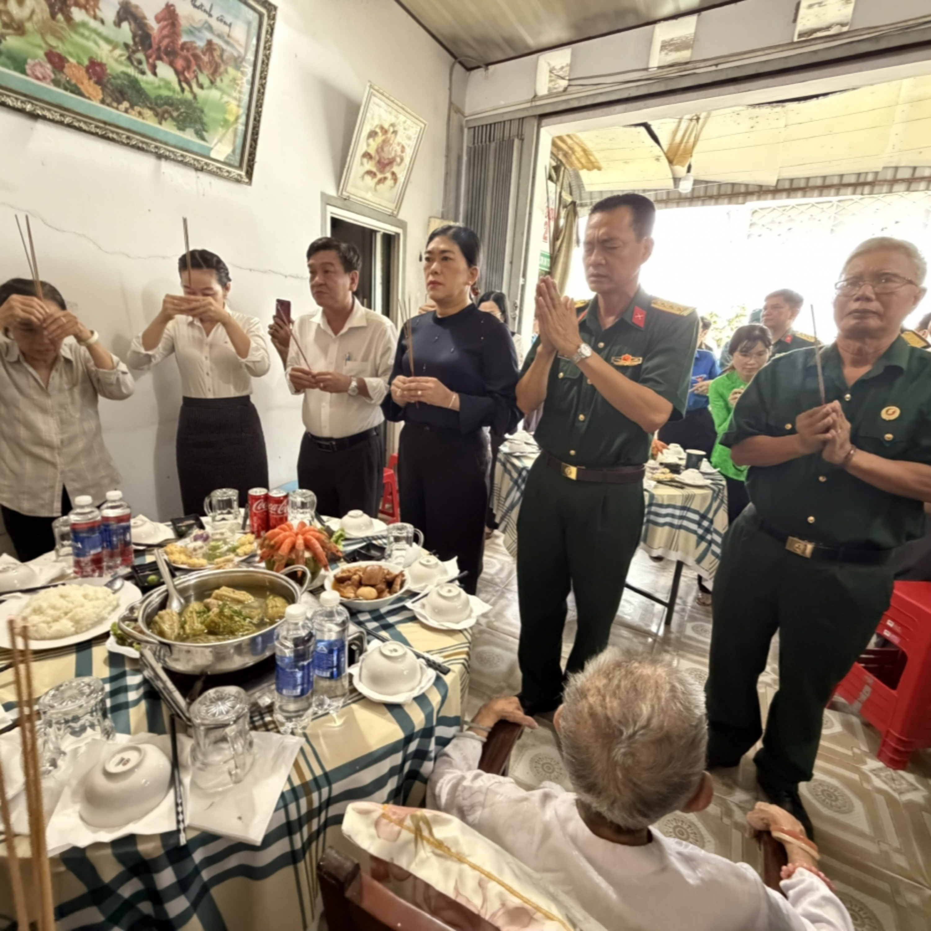 Tin Đời sống & Xã hội - "Mâm cơm bên Mẹ"- nặng lòng tri ân, ấm áp nghĩa tình