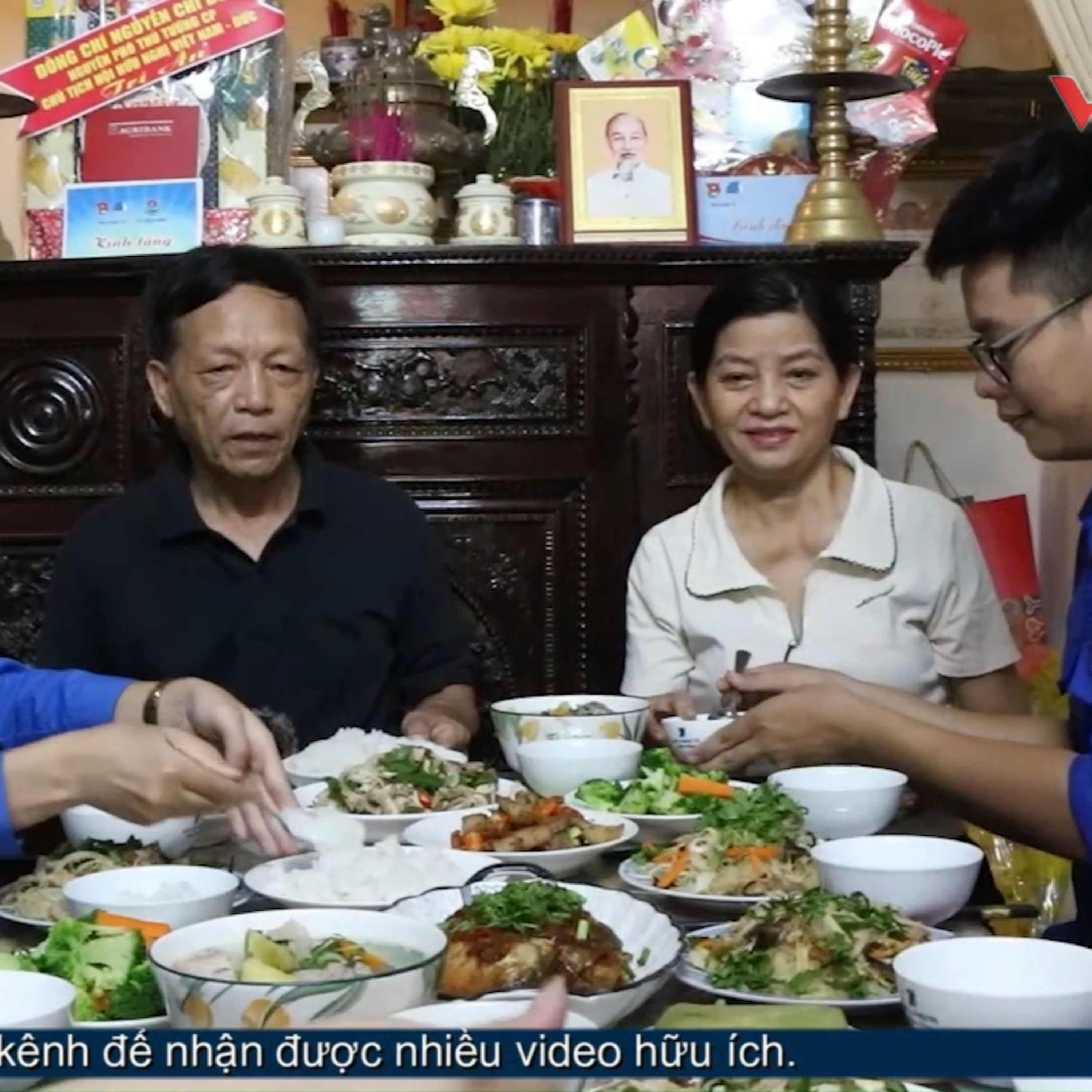 Tin trong nước - “Bữa cơm gia đình - Ấm tình lòng Mẹ”