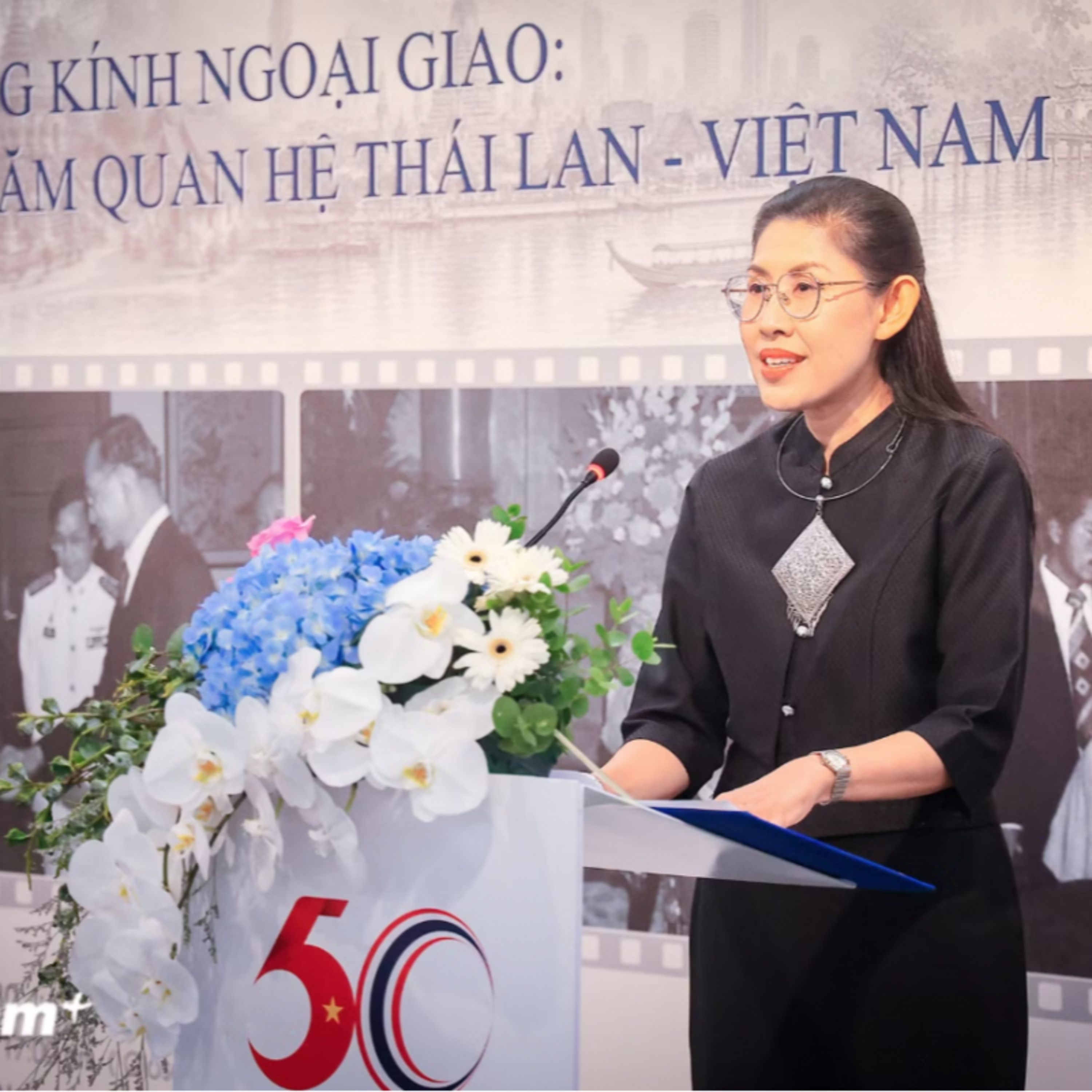 Thế Giới với Việt Nam - Những dấu mốc nửa thế kỷ đồng hành, phát triển quan hệ Việt Nam - Thái Lan qua ảnh
