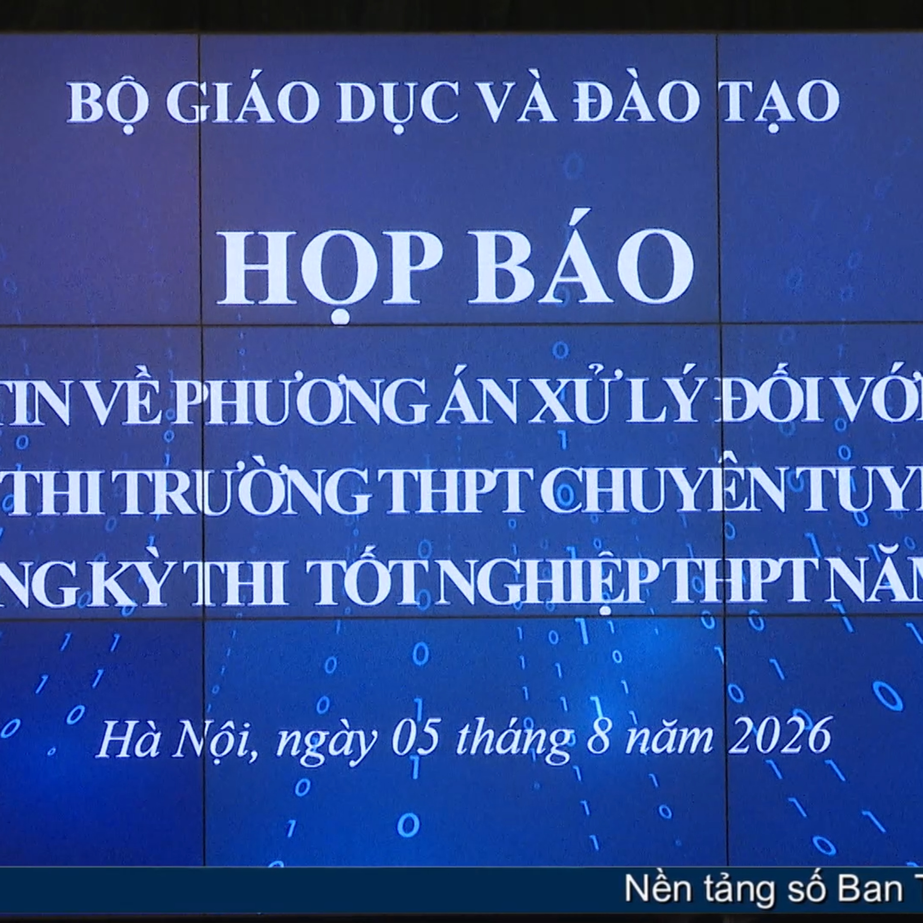 Tin trong nước - Tổ chức thi lại tất cả các môn đối với thí sinh tại Điểm thi THPT Chuyên Tuyên Quang