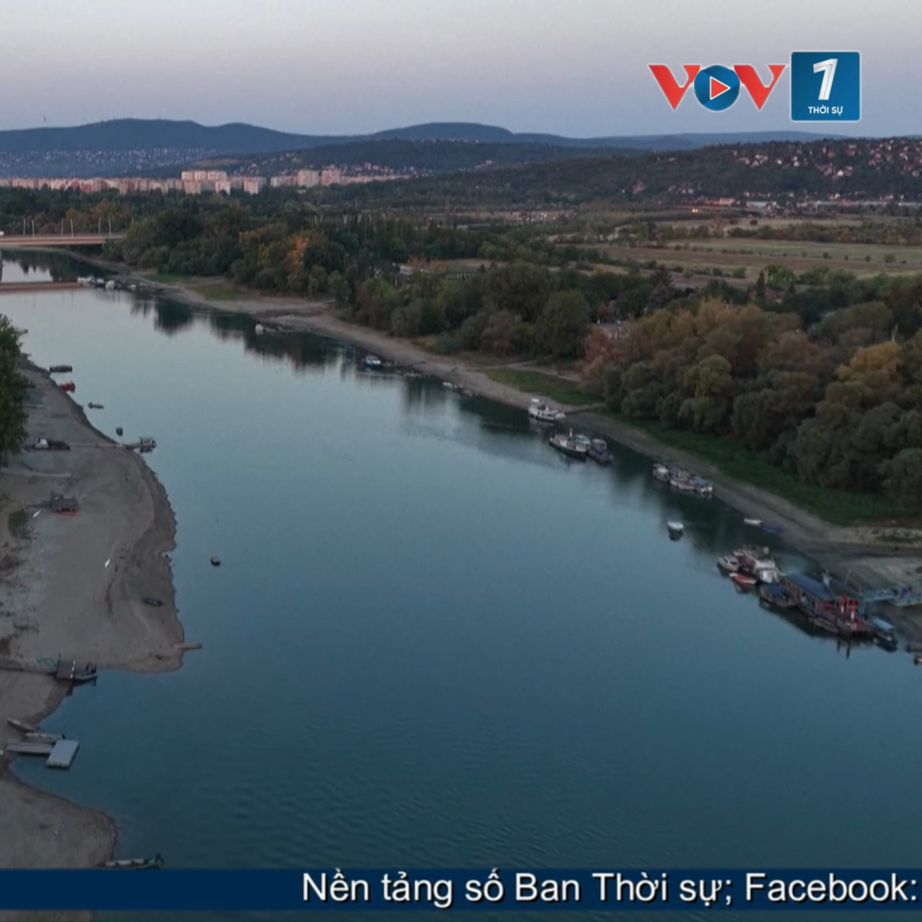 Tin quốc tế - Nhiều đoạn sông Danube cạn trơ đáy vì hạn hán - lời cảnh báo về môi trường