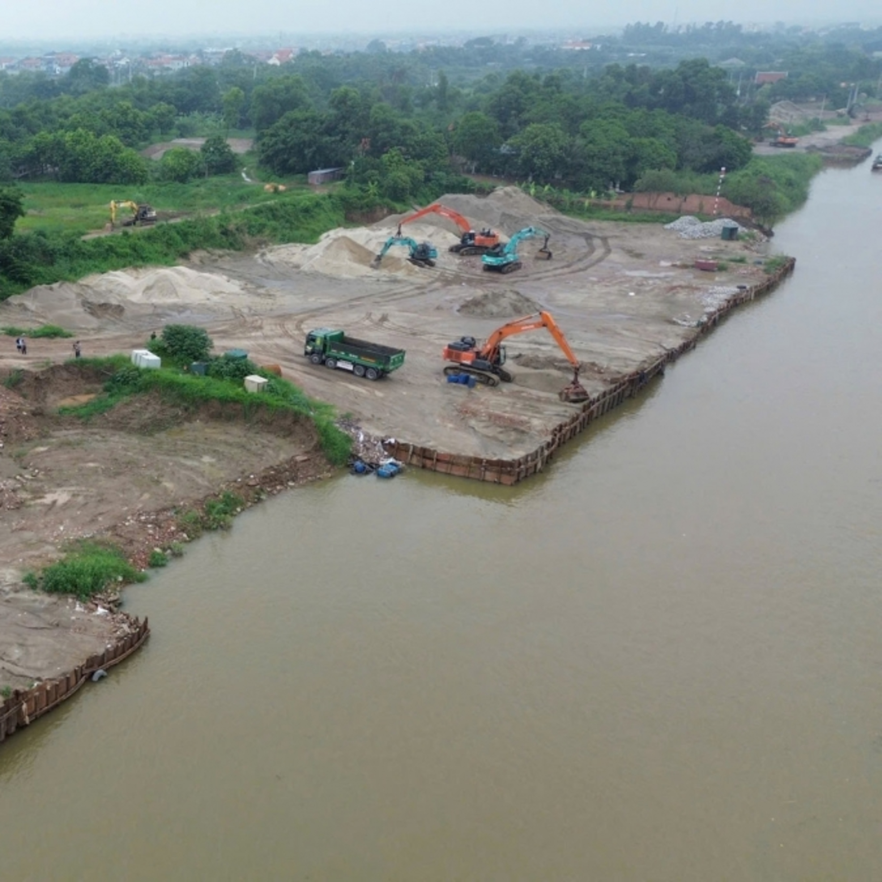 Tin Đời sống & Xã hội - Hà Nội siết chặt quản lý bến bãi, bảo đảm an toàn đê điều mùa mưa bão episode artwork
