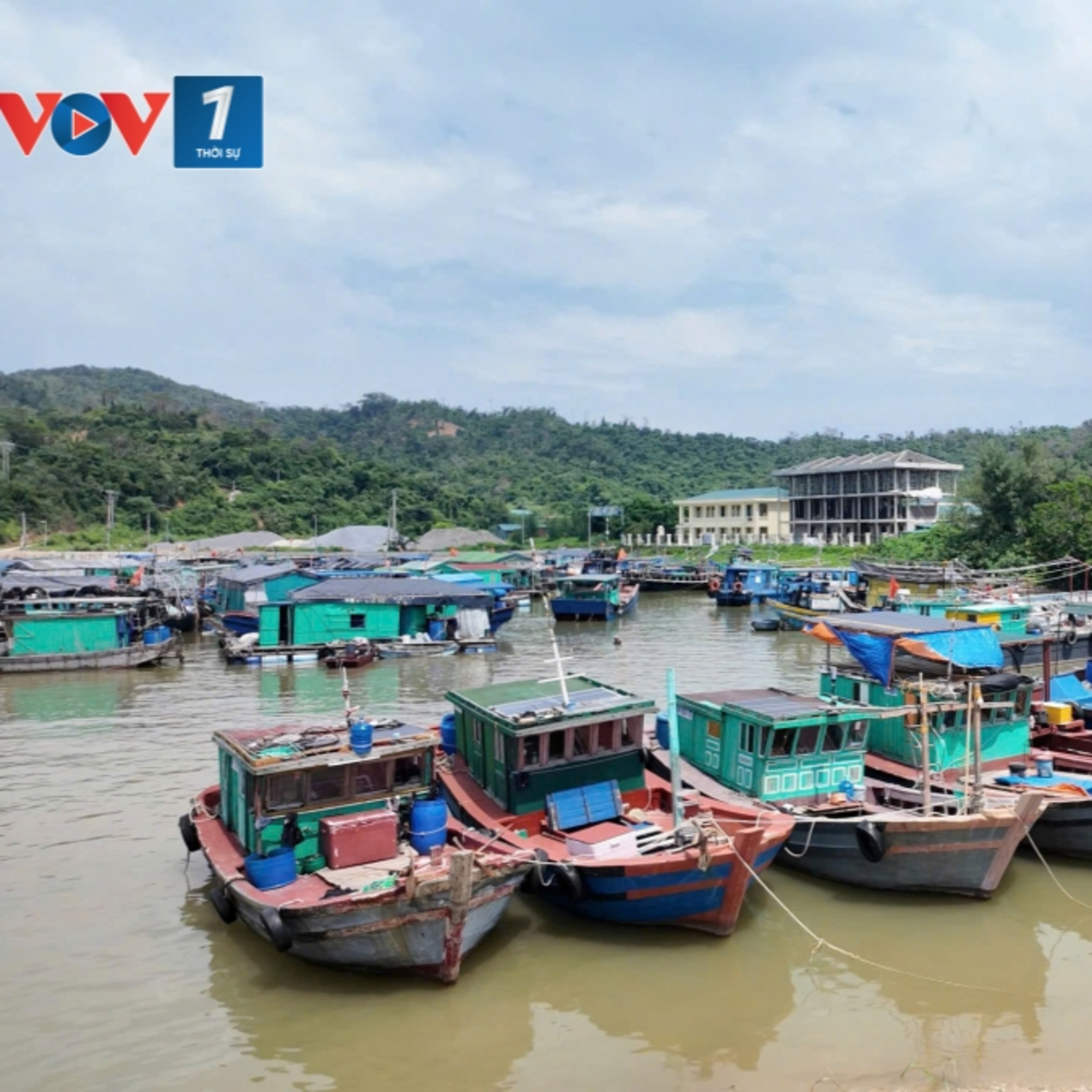 Tin Đời sống & Xã hội - Quảng Ninh cấm biển, tiếp tục ứng phó mưa lớn từ bão số 4