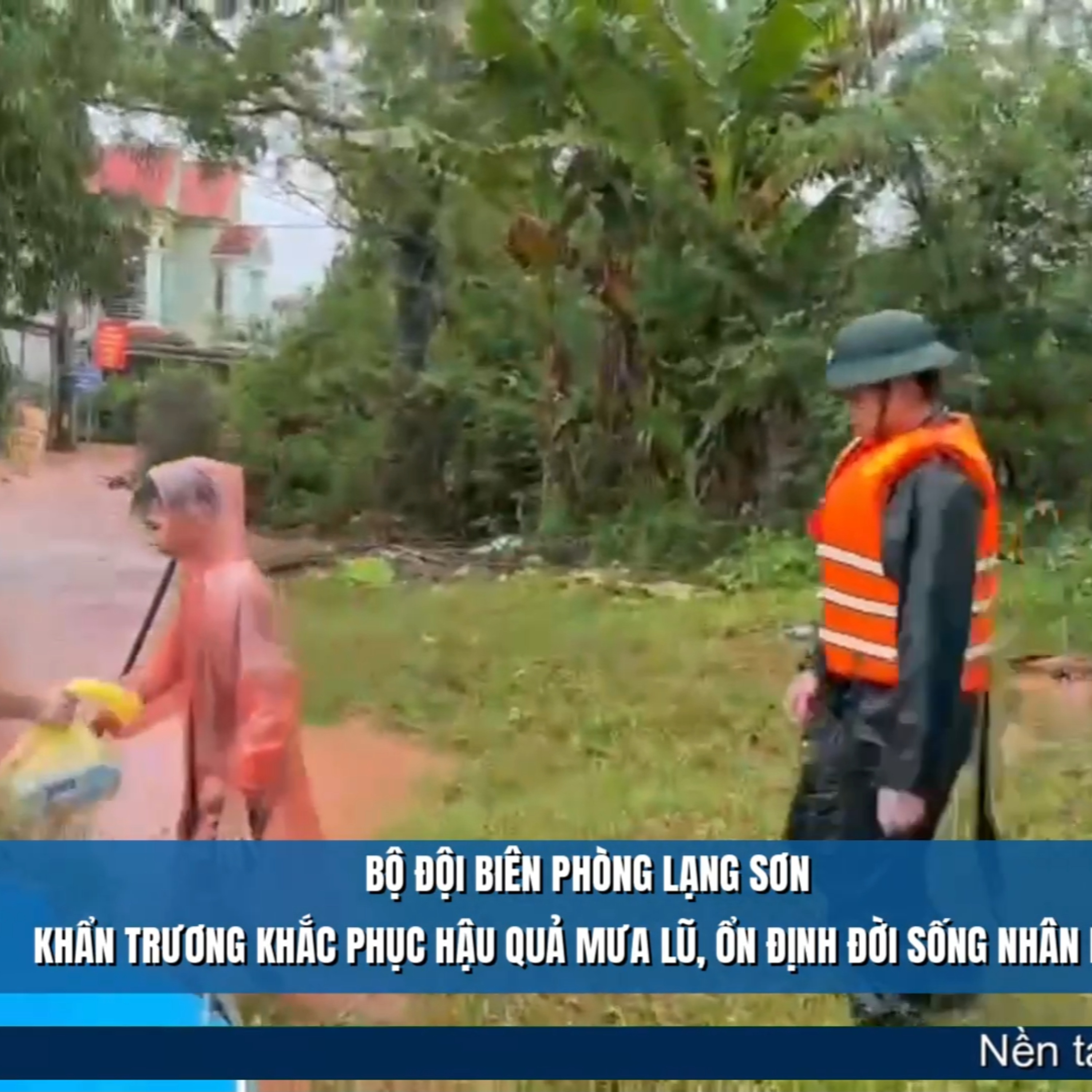 Tin trong nước - Bộ đội Biên phòng Lạng Sơn khẩn trương khắc phục hậu quả mưa lũ, ổn định đời sống nhân dân