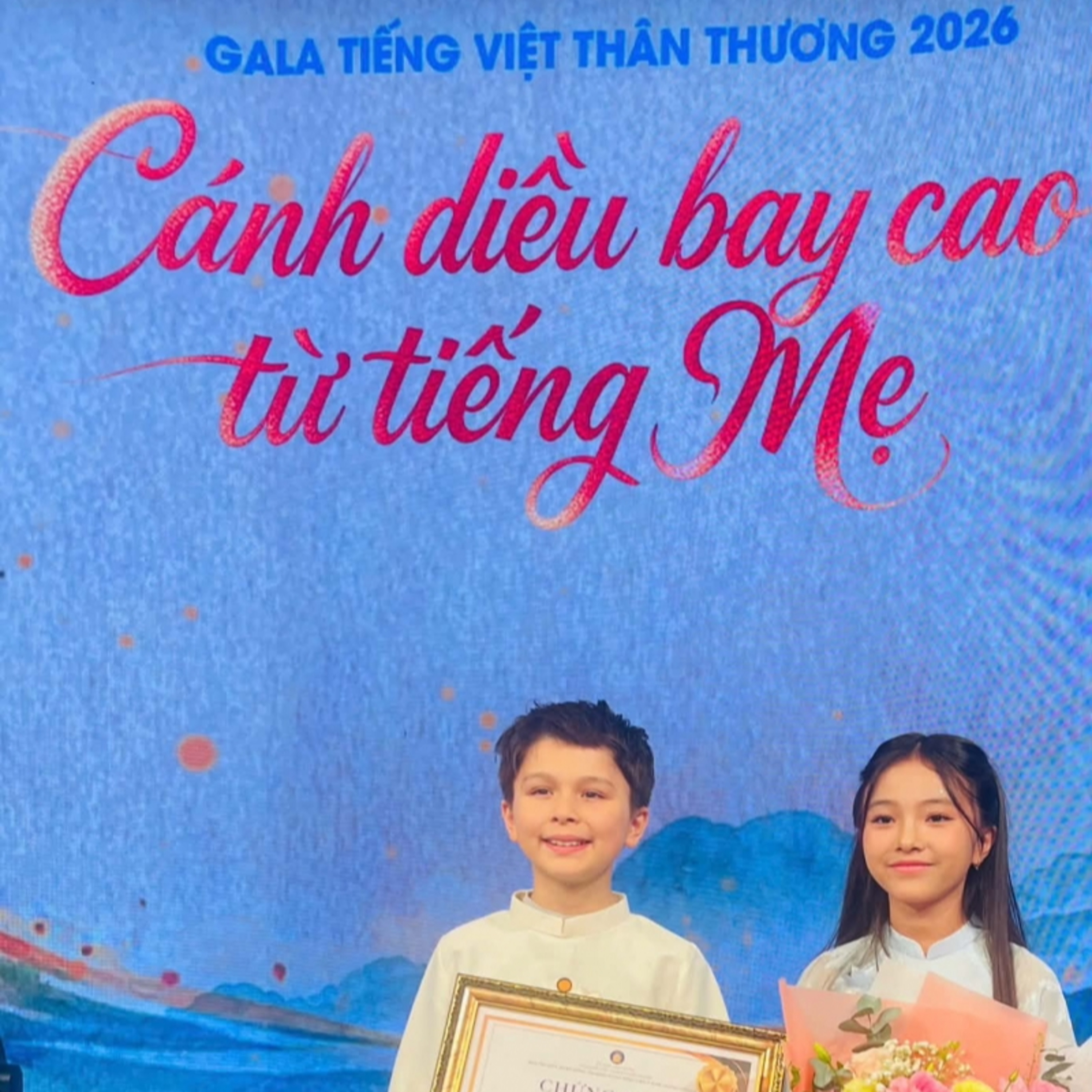 Tin thế giới - Cậu bé Hà Lan, cùng tình yêu đặc biệt với Việt Nam và tiếng Việt episode artwork