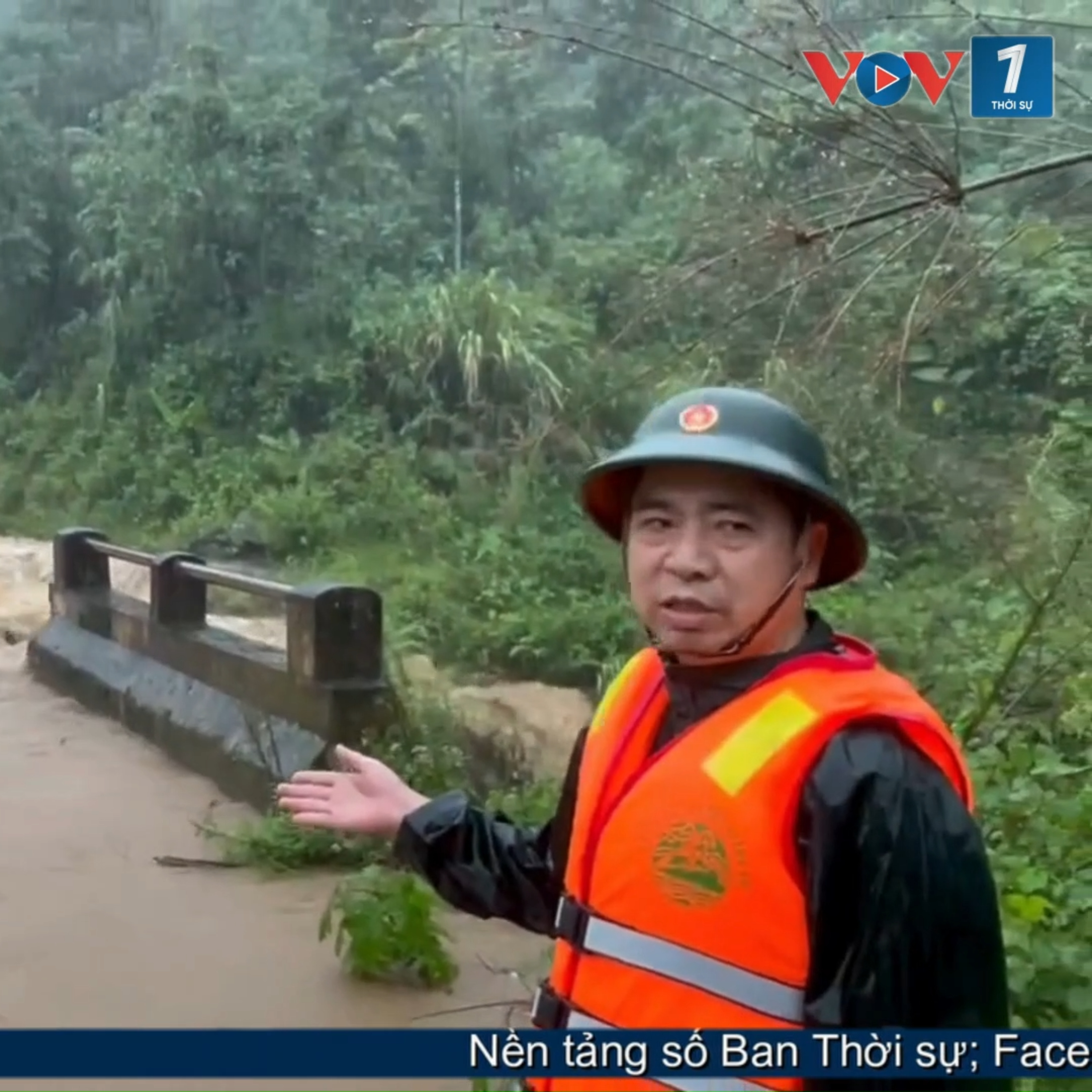 Tin trong nước - Mưa lớn gây ngập, sạt lở, chia cắt nhiều tuyến đường ở Quảng Trị