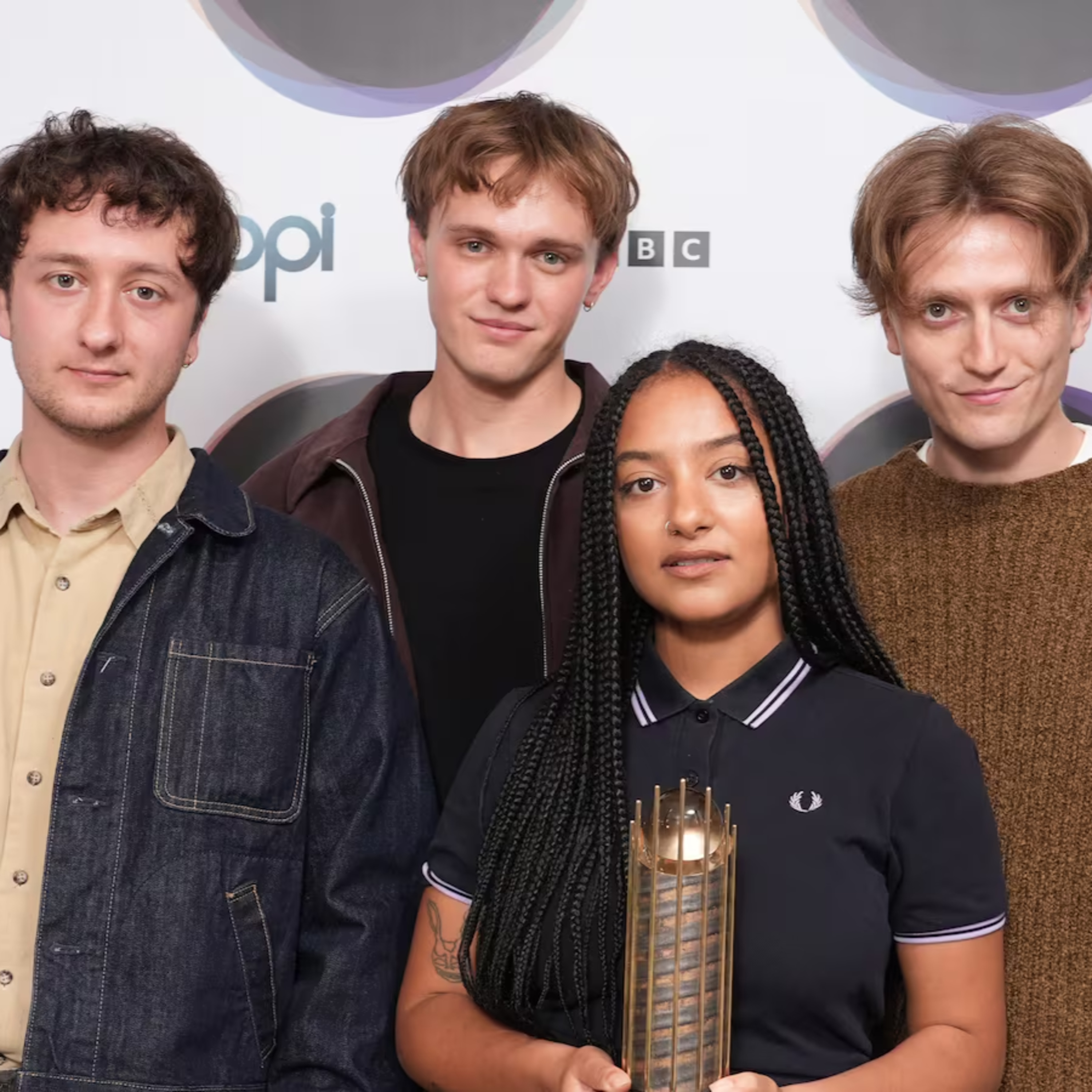 63 - English Teacher Win The Mercury Prize & Oasis Ring The Bell! episode artwork