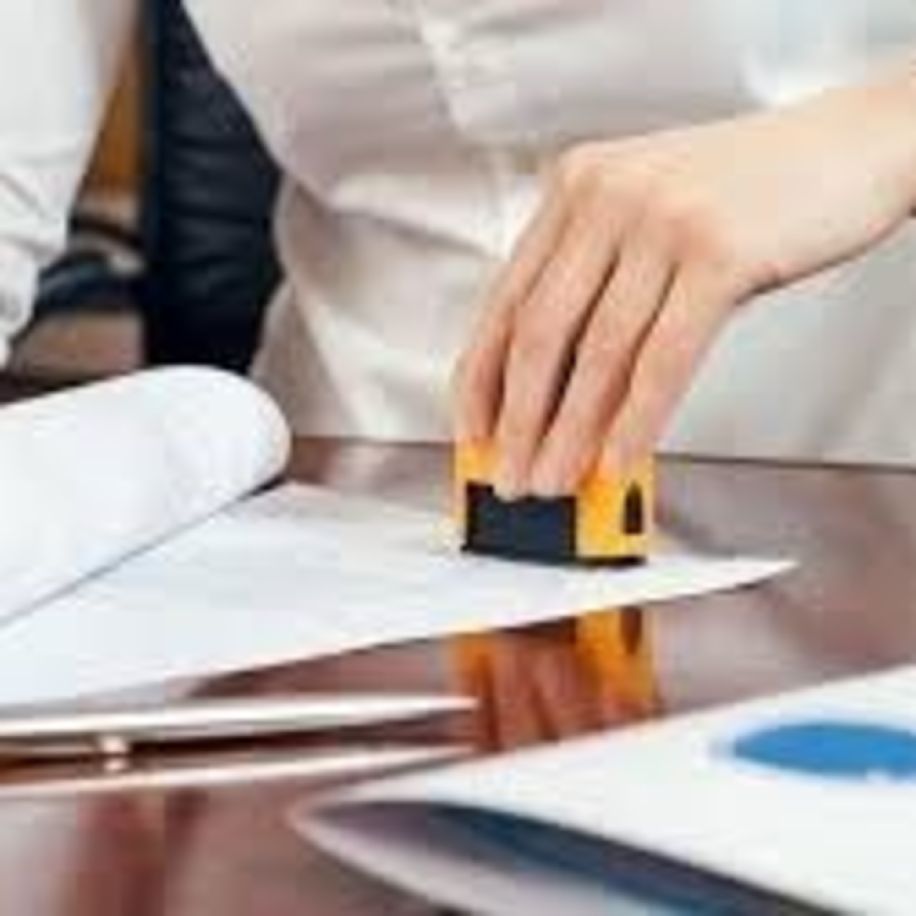 Quốc hội với cử tri - Tạo cơ sở pháp lý phát triển hoạt động công chứng theo chủ trương xã hội hoá, chuyển đổi số