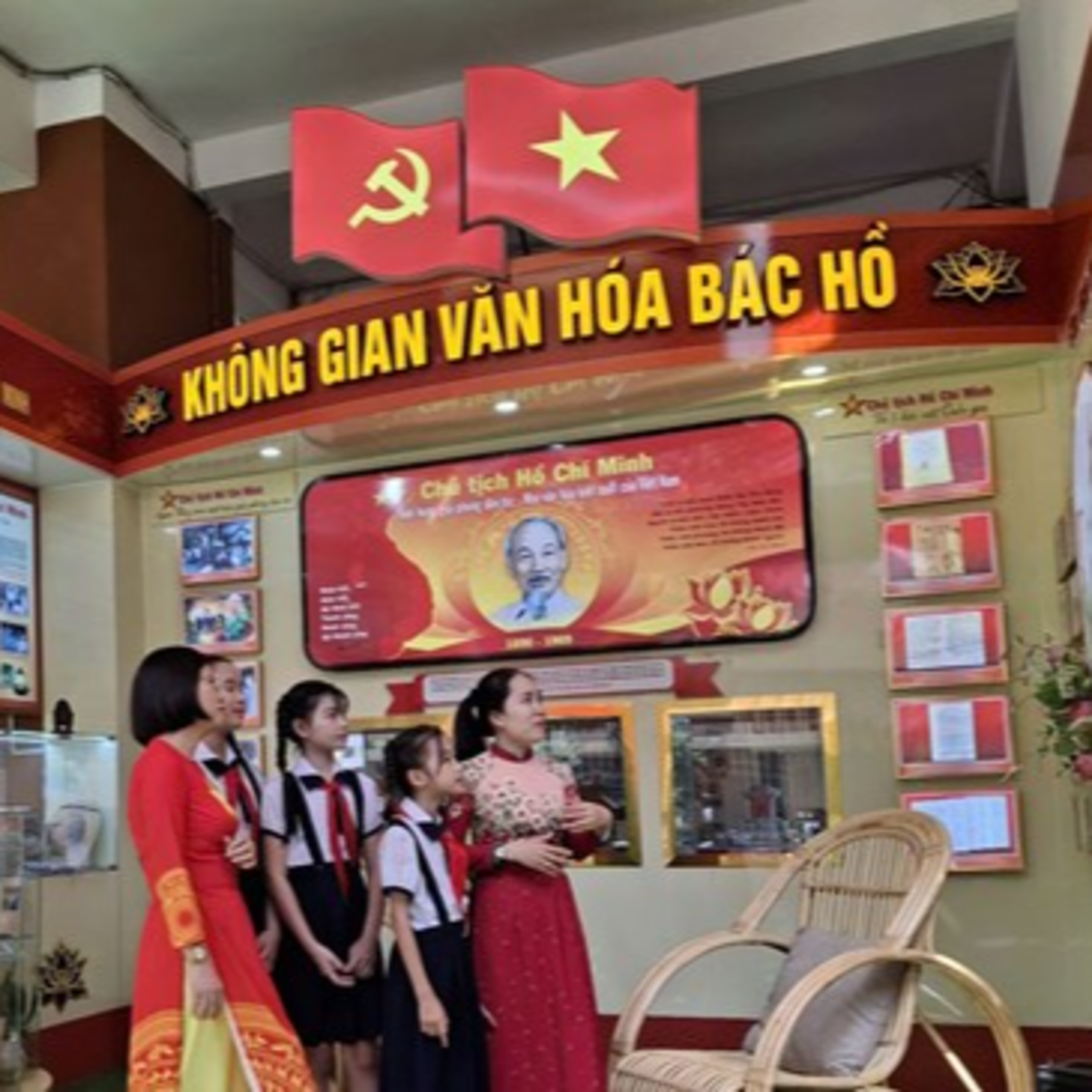 Xây dựng Đảng - Không gian văn hóa Bác Hồ- Gieo mầm yêu nước cho học sinh ở Bình Dương episode artwork