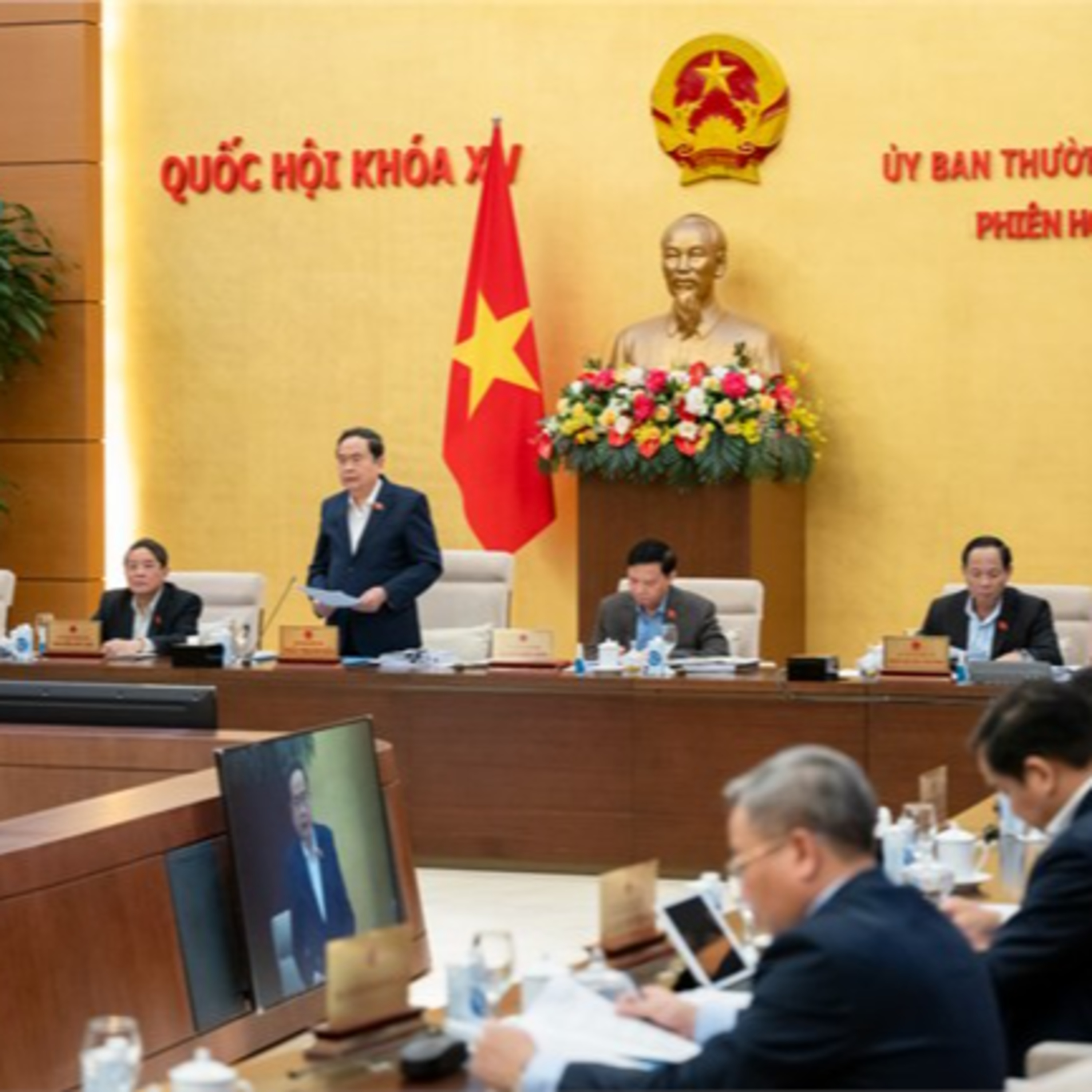 Quốc hội với cử tri - Kiểm soát quyền lực, chống lợi ích nhóm trong xây dựng pháp luật