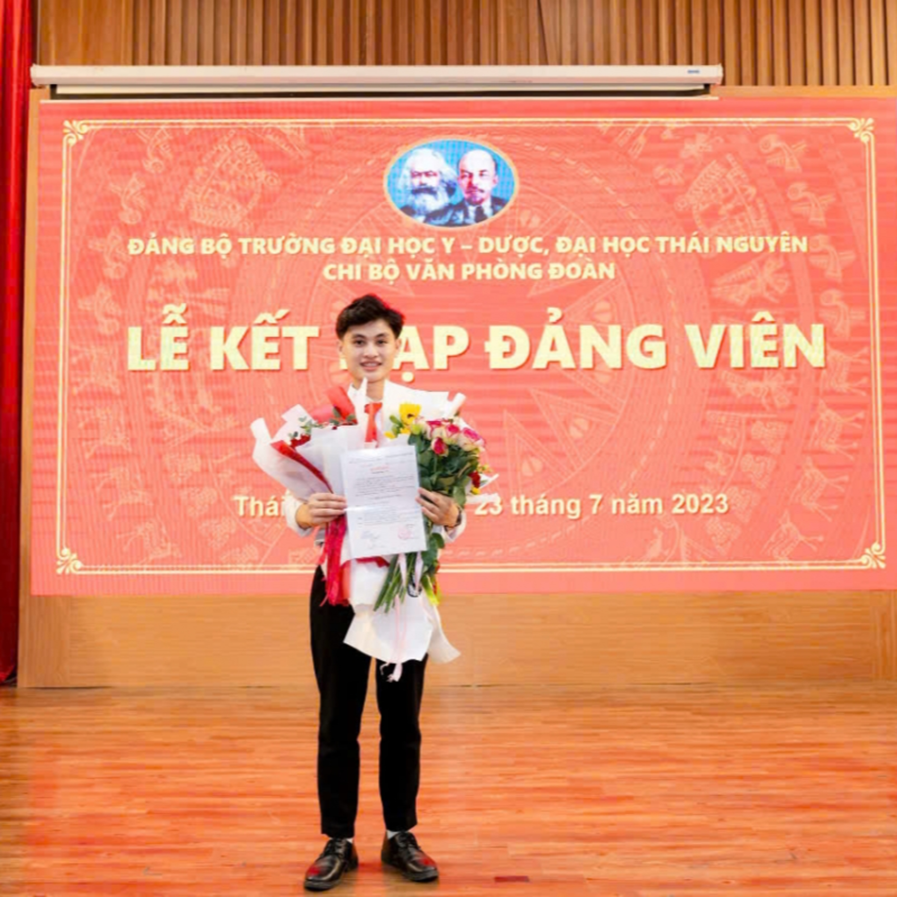 Xây dựng Đảng - Đại học Thái Nguyên- Điểm sáng phát triển Đảng trong sinh viên. episode artwork
