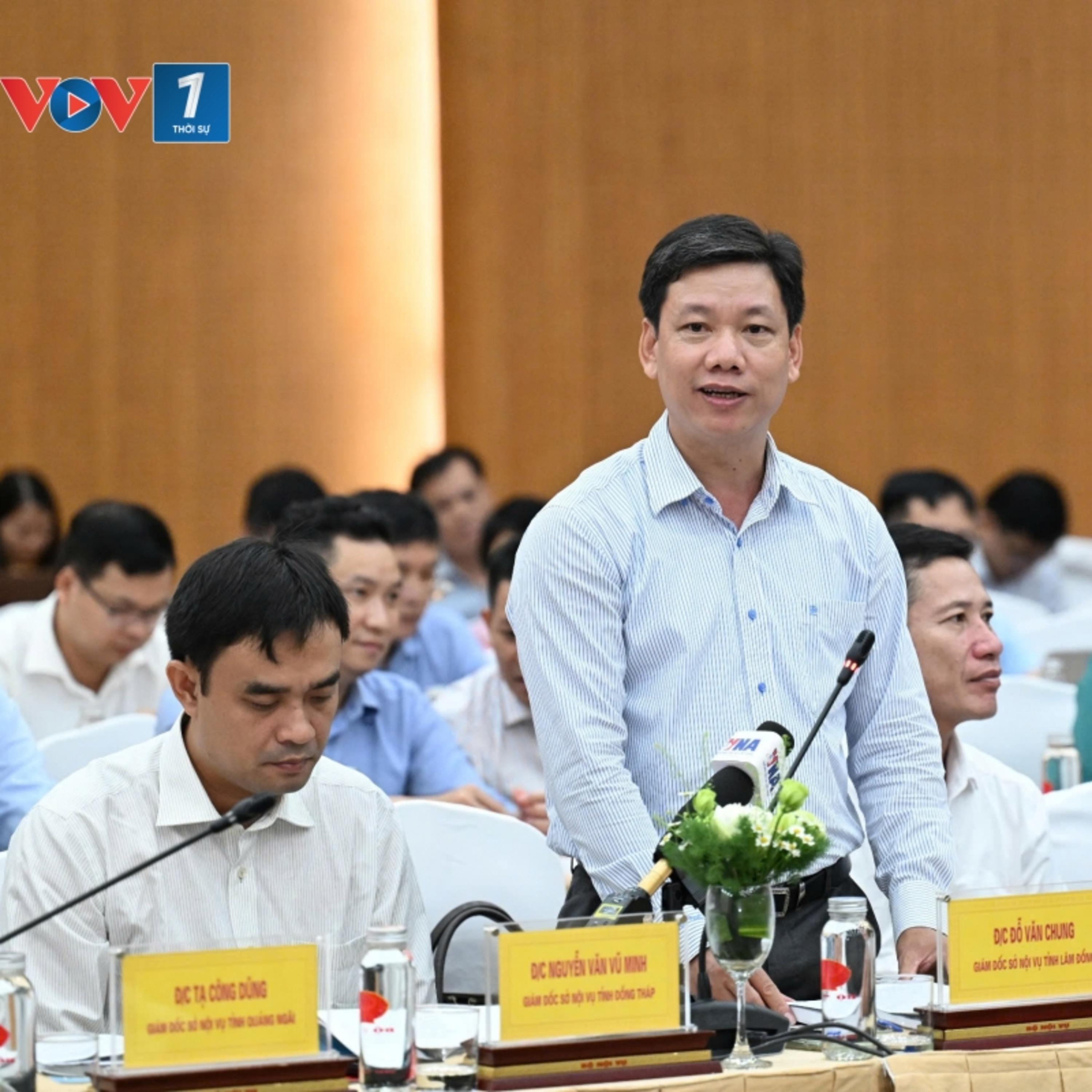 Chính phủ với người dân - Bộ máy chính quyền địa phương 2 cấp: Yêu cầu về phẩm chất, năng lực đội ngũ cán bộ cơ sở.