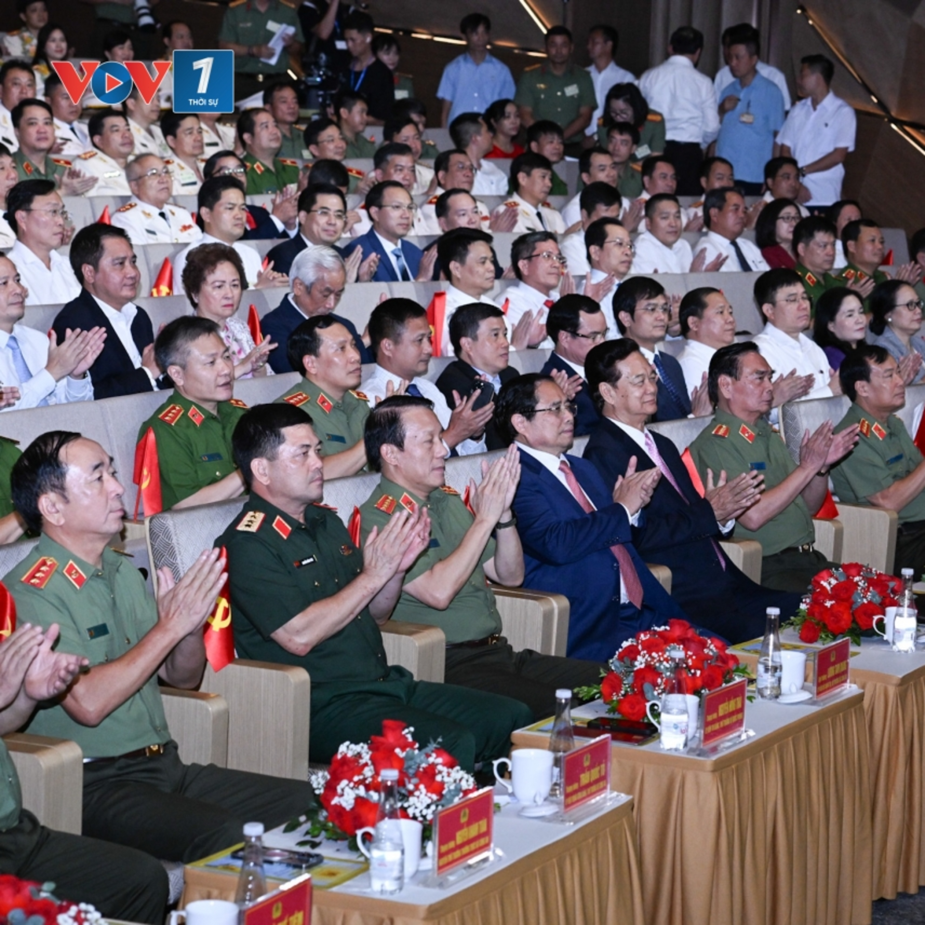 Pháp luật đời sống - Biến phong trào thành sức mạnh vĩ đại giữ gìn non sông gấm vóc Việt Nam.