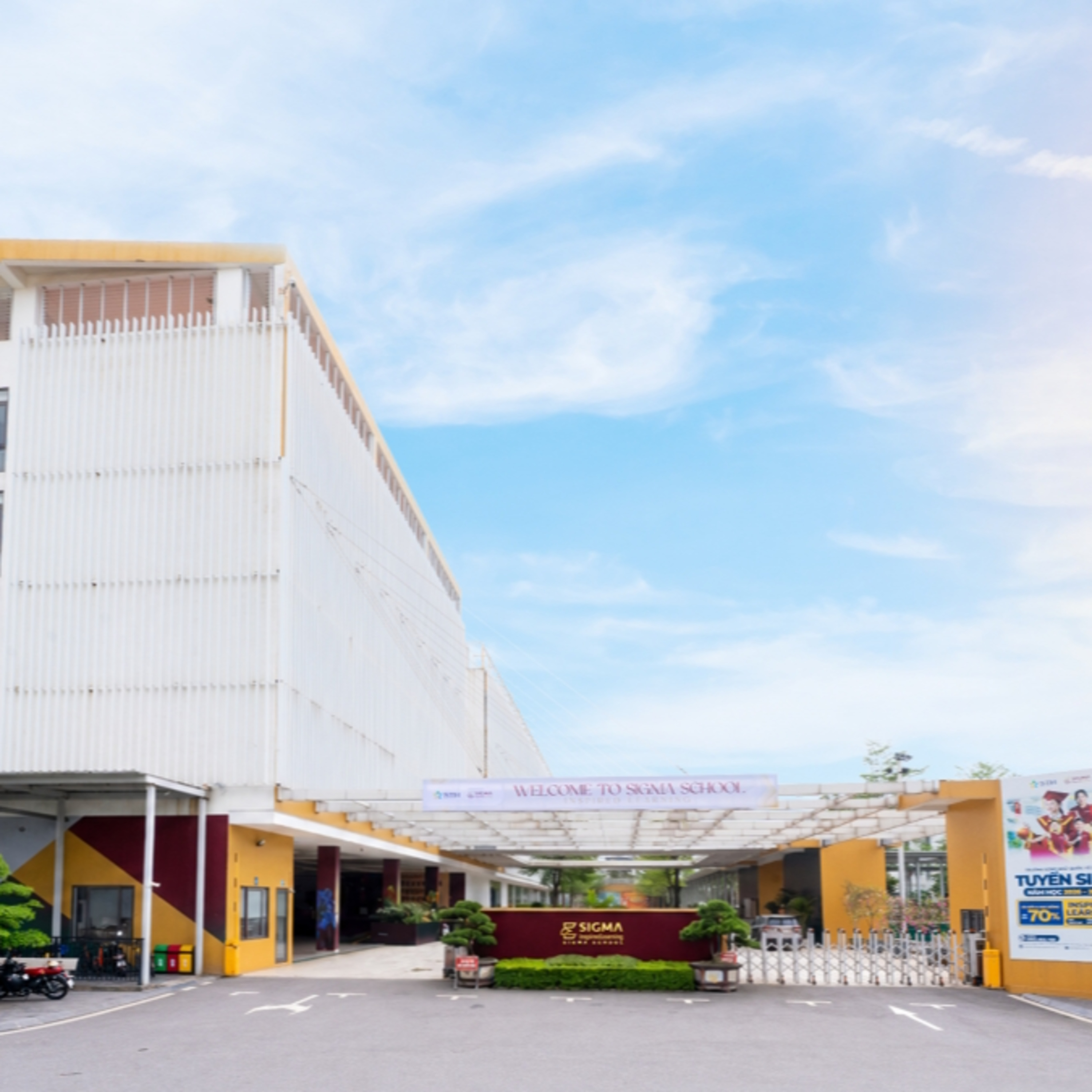Xây dựng Đảng - Gieo hạt giống đỏ trong khối trường học quốc tế và doanh nghiệp ngoài Nhà nước