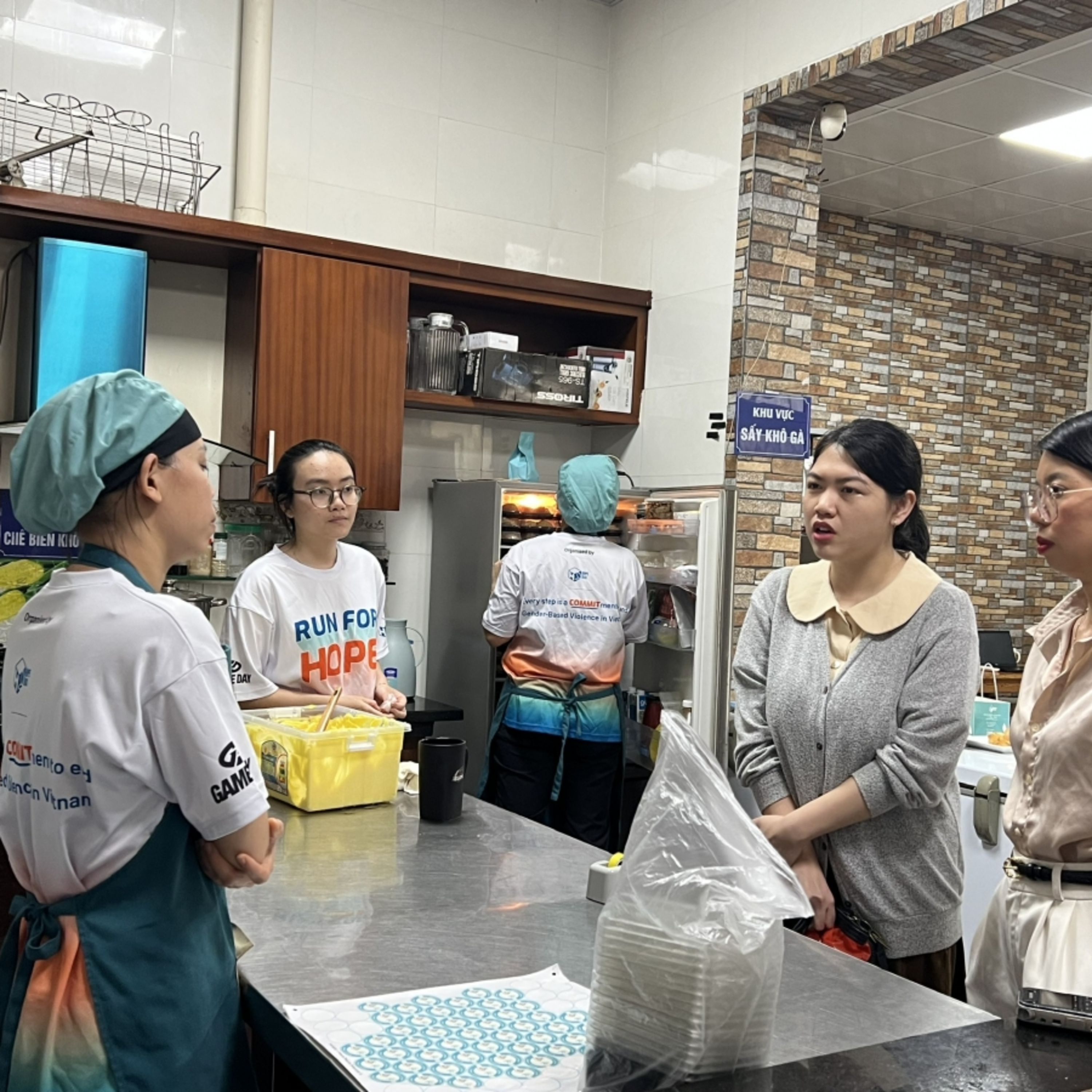 Chính phủ với người - dân Mô hình hỗ trợ phụ nữ bị hạo hành-Không chỉ trao cơ hội việc làm episode artwork