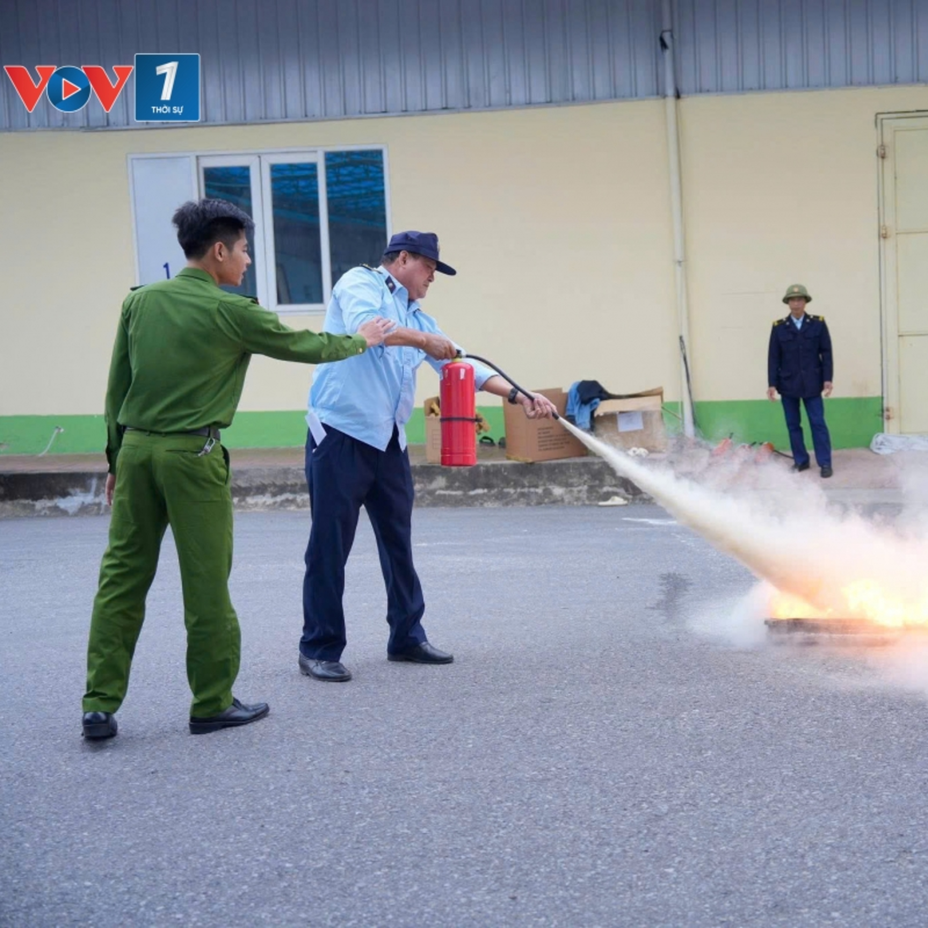 Pháp luật và đời sống - Hưng Yên- Phòng cháy, chữa cháy từ gốc, ngăn nguy cơ từ cơ sở