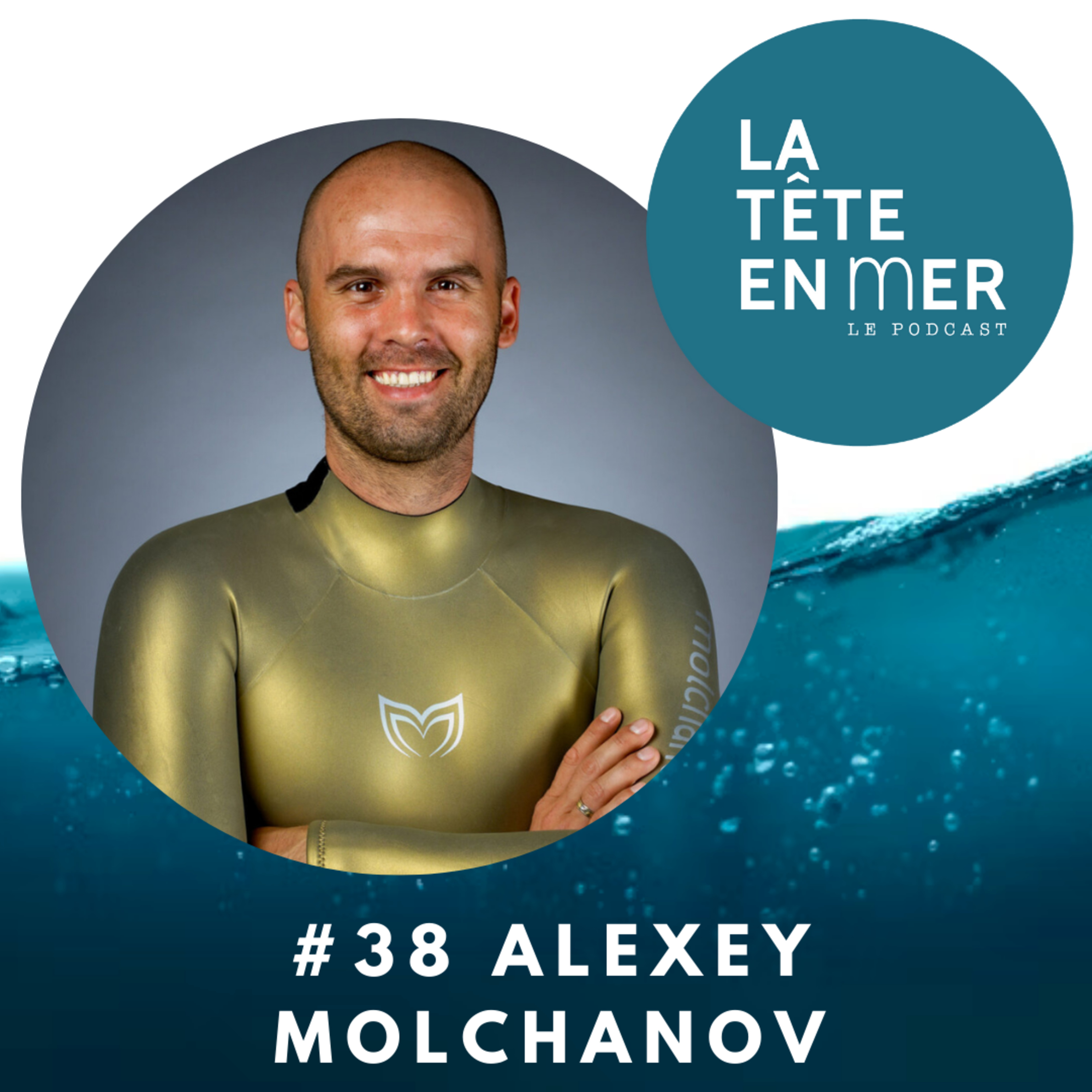 La tête en mer