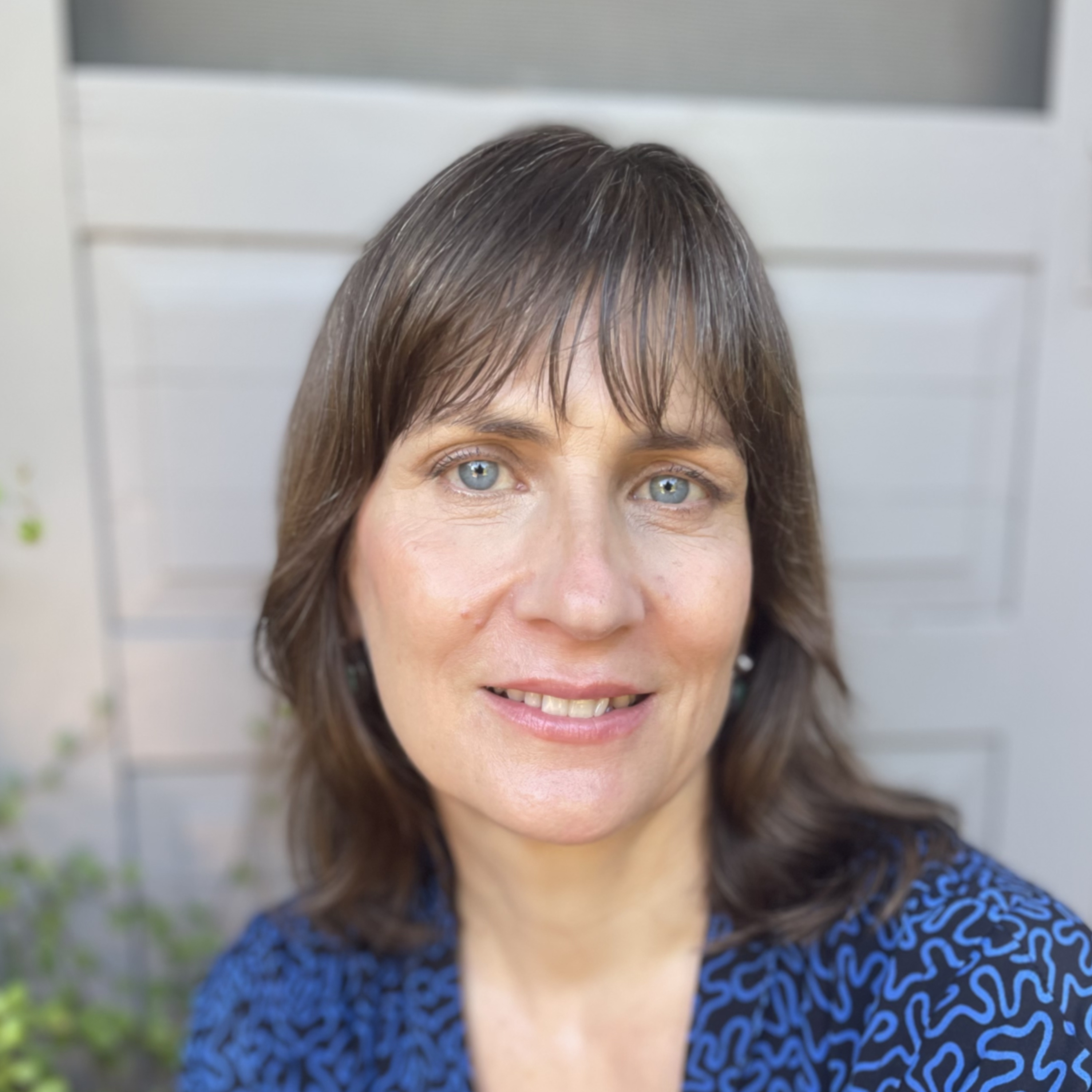 Author Spotlight: Cassandra Neyenesch | Author Interview episode artwork