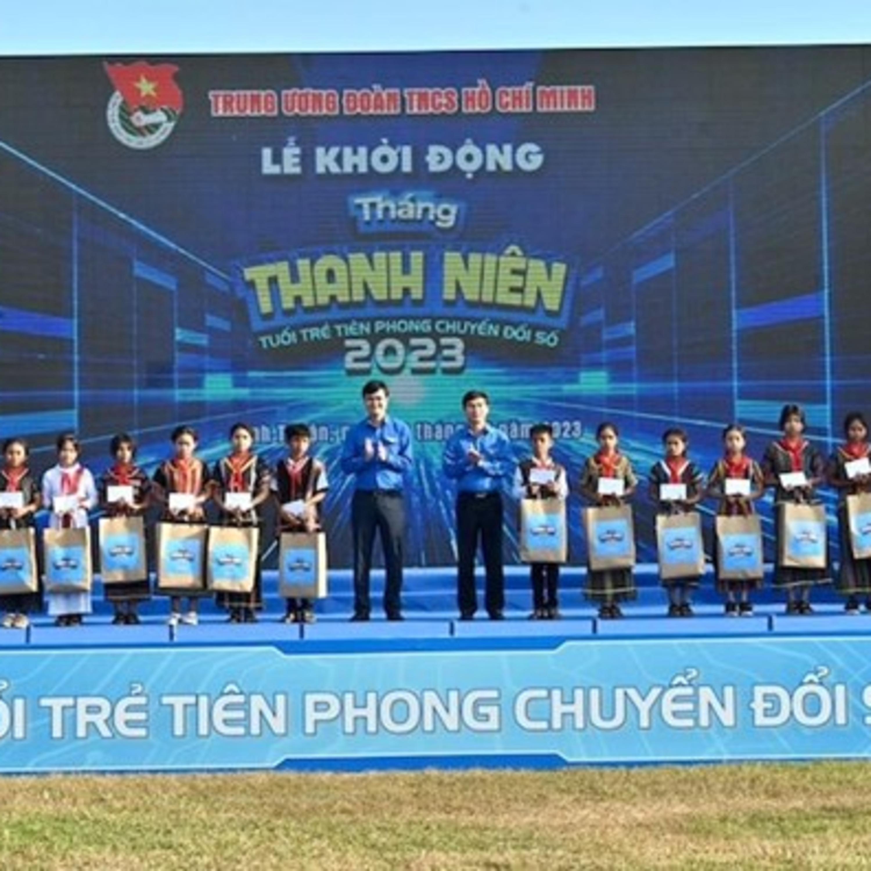 Kết nối công nghệ - Tháng Thanh niên - Tuổi trẻ tiên phong chuyển đổi số episode artwork