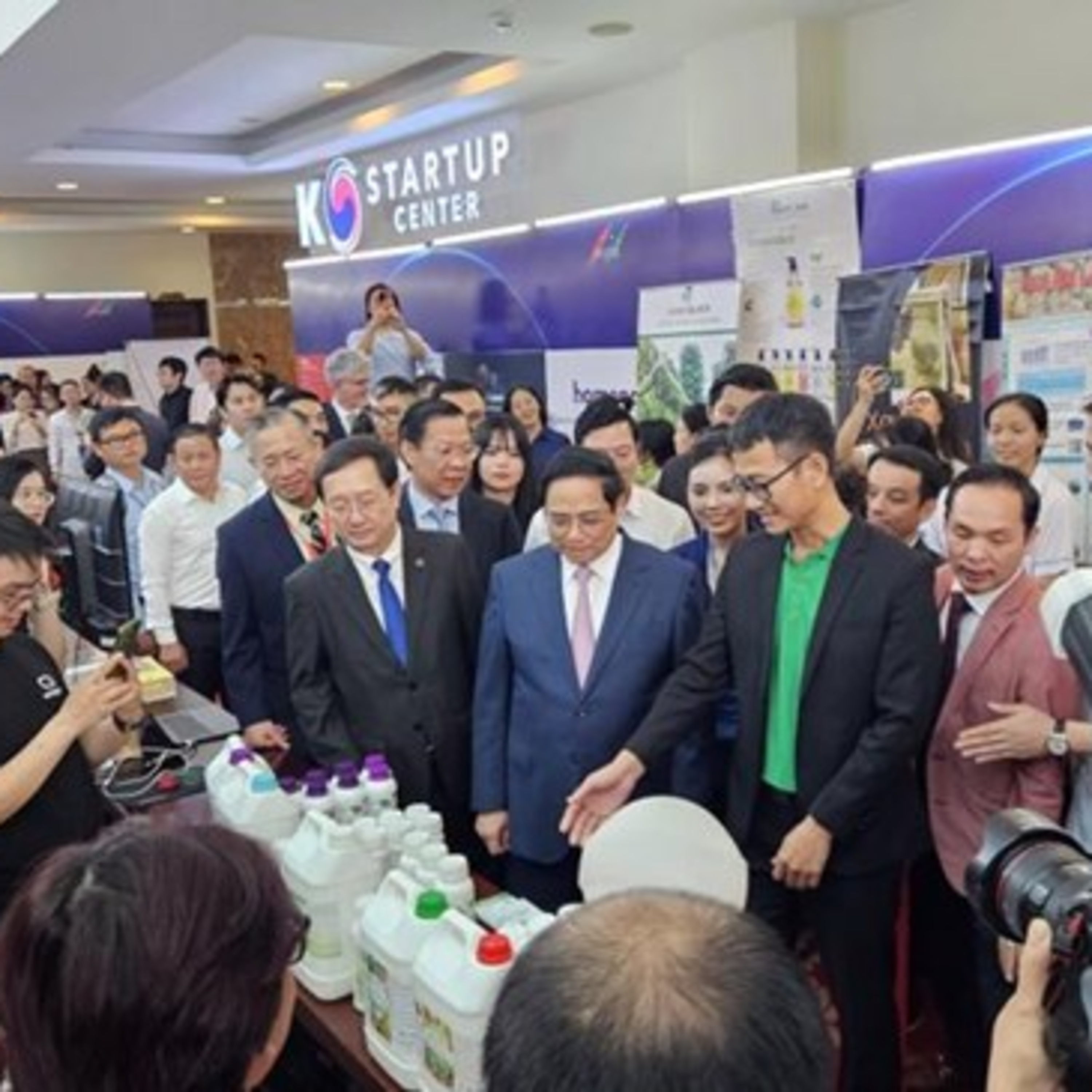 Kết nối công nghệ - Nỗ lực đưa hệ sinh thái khởi nghiệp sáng tạo Việt Nam hội nhập quốc tế episode artwork