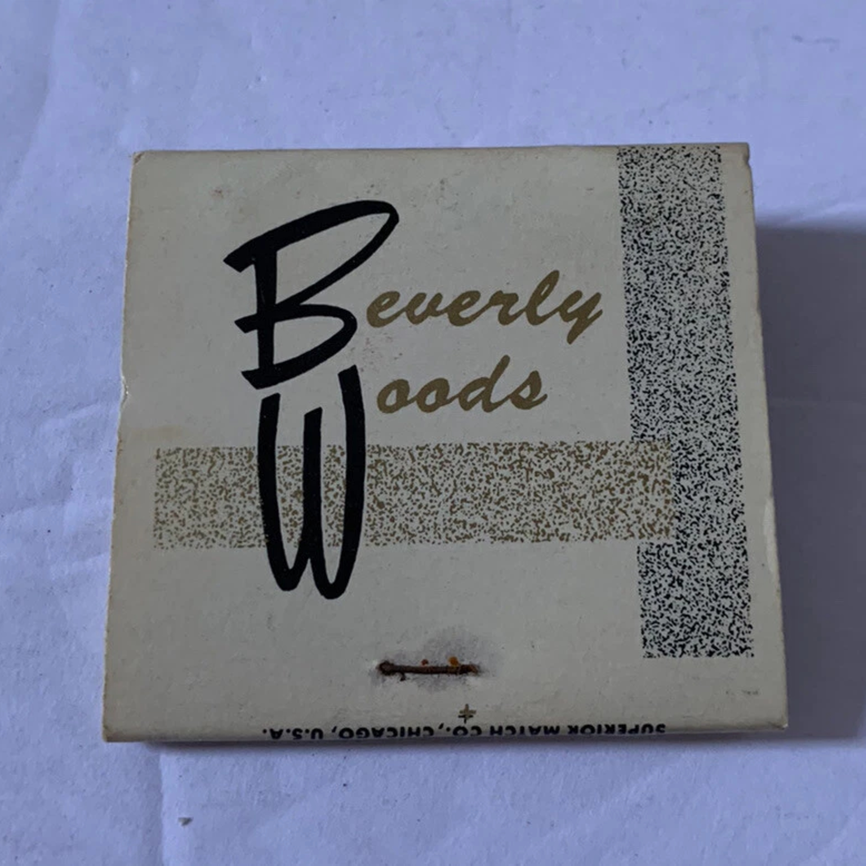 Episode 465: The Uptown Theater And The Beverly Woods restaurant In Chicago.