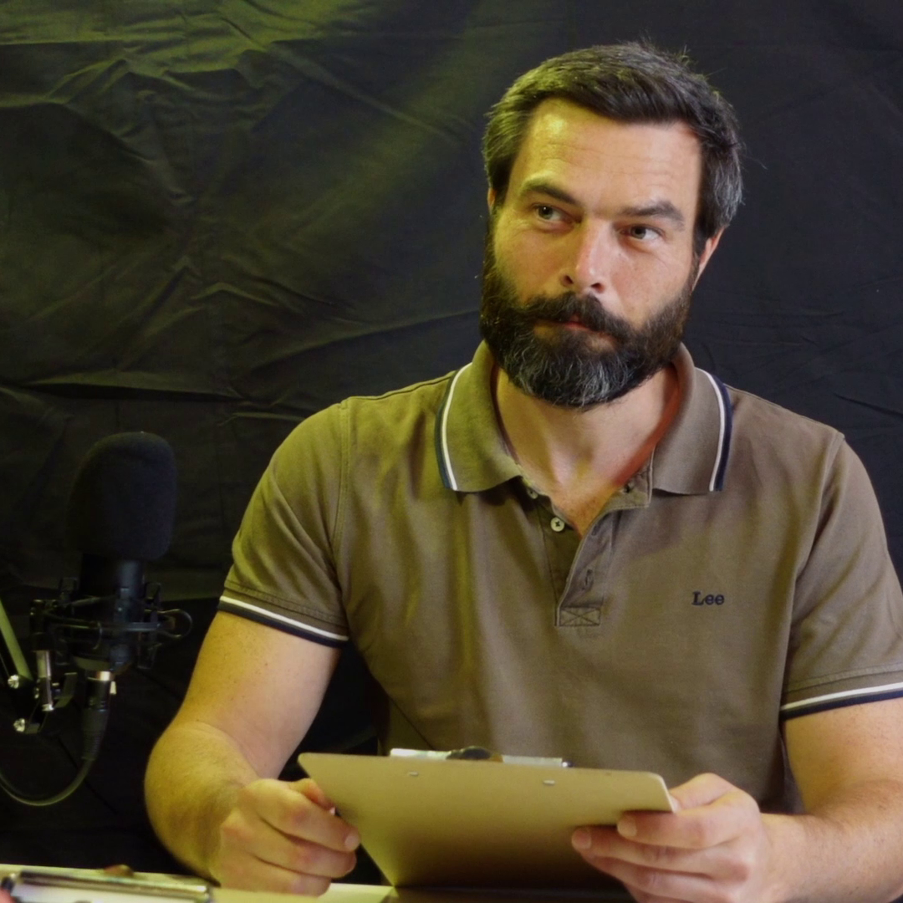 Das Flachwitzduell - Staffel 2 Folge 2 - Kampi gegen Pierre - Lachen Verboten - Die besten Flachwitze Deutschlands episode artwork