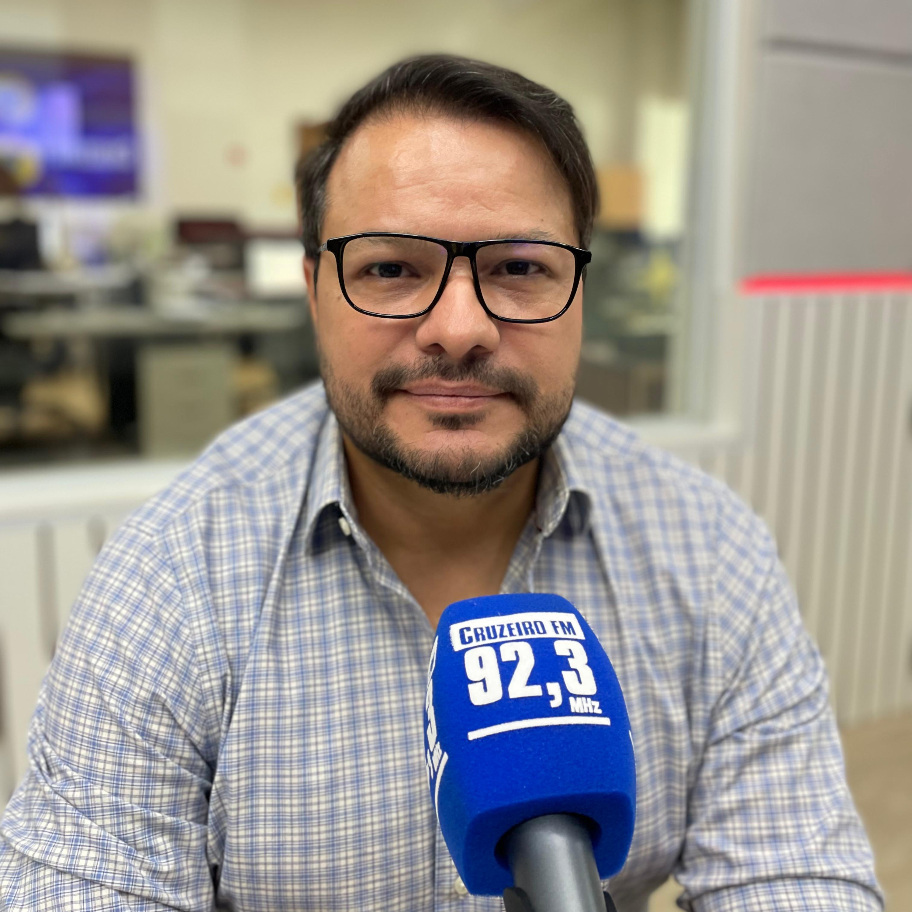 Prefeito de Araçoiaba discute melhorias para as vias que dão acesso à cidade episode artwork