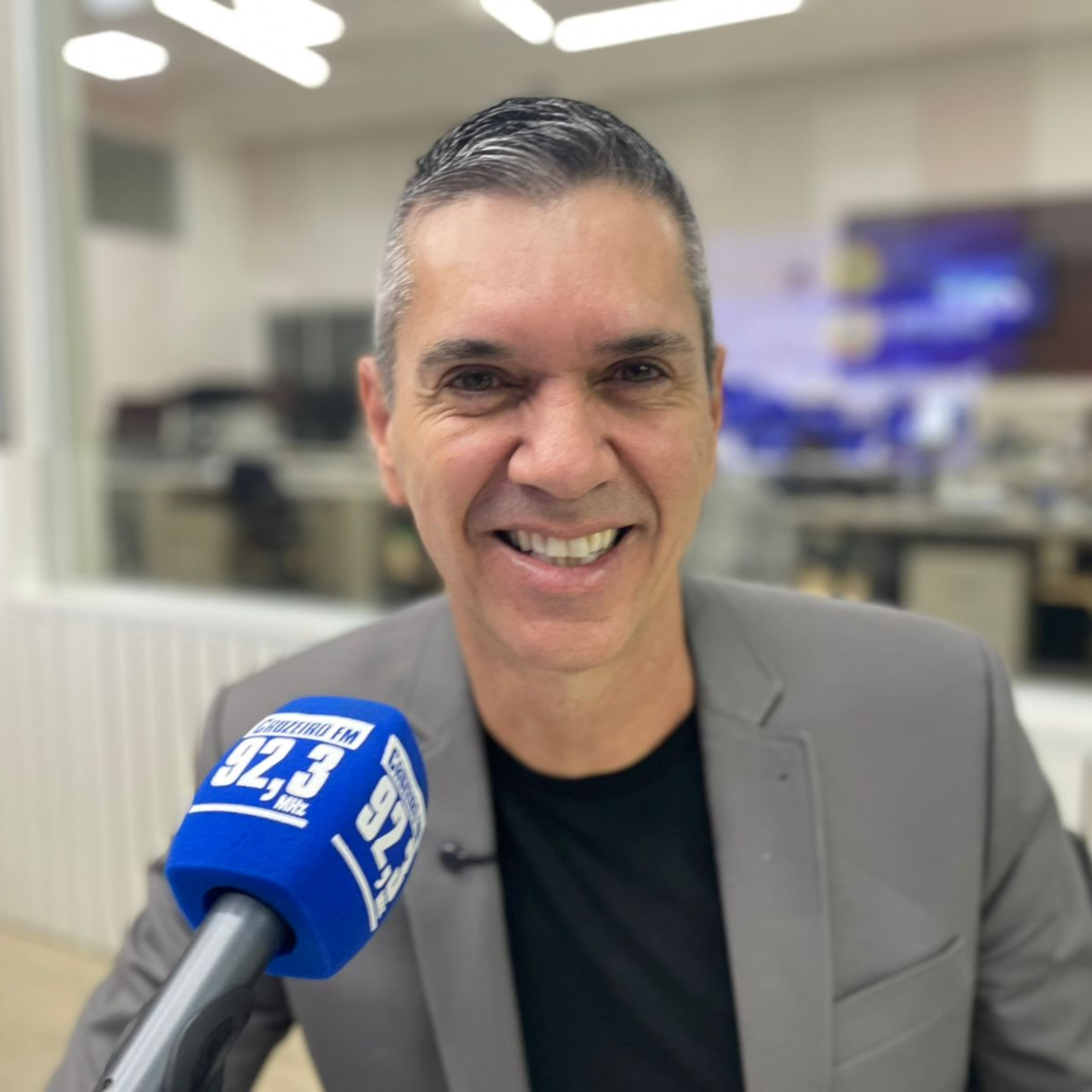 Prefeito de São Roque destaca altos investimentos do governo estadual na região episode artwork