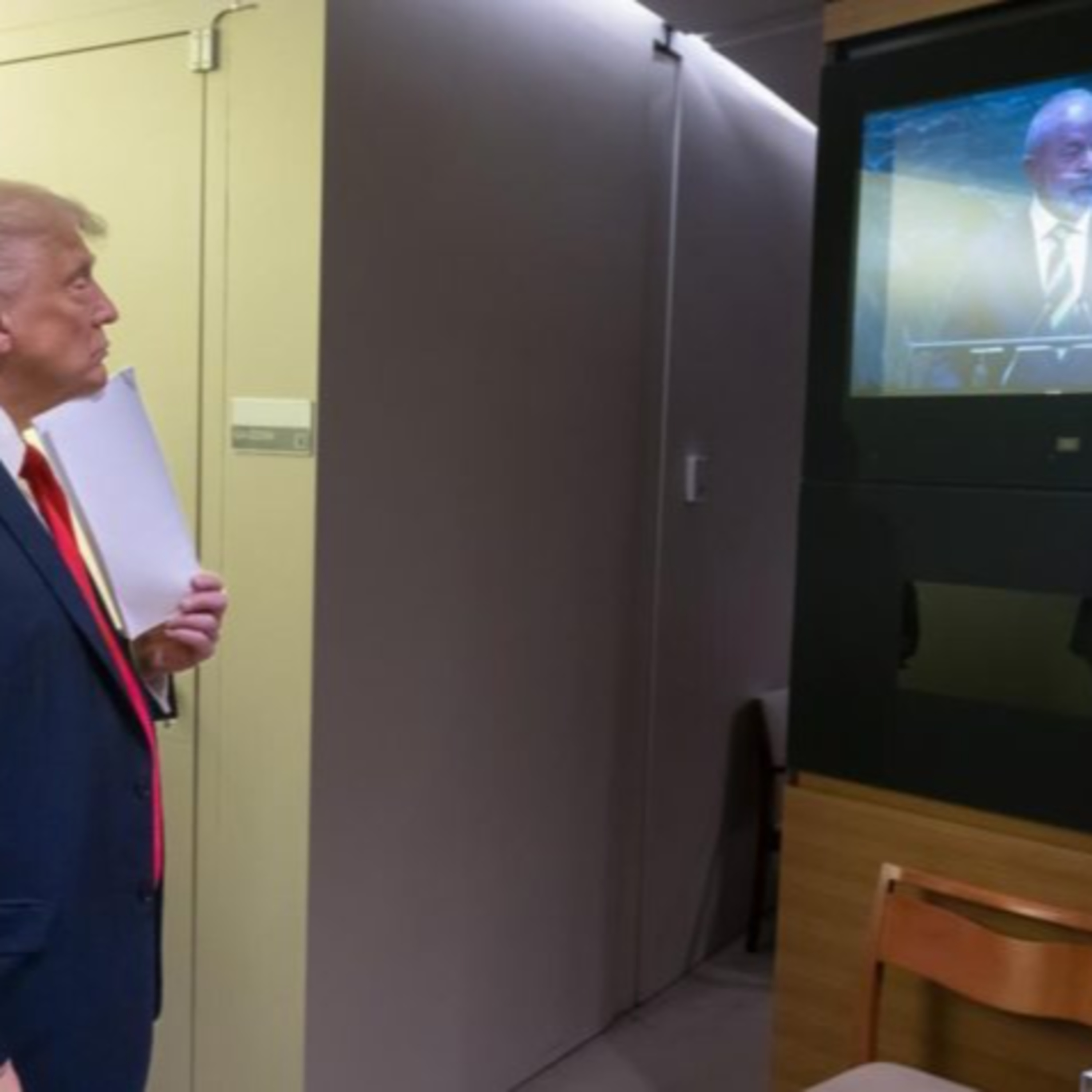 Poder e Política: Encontro do presidente do Brasil com Trump e jogo de futebol feminino episode artwork