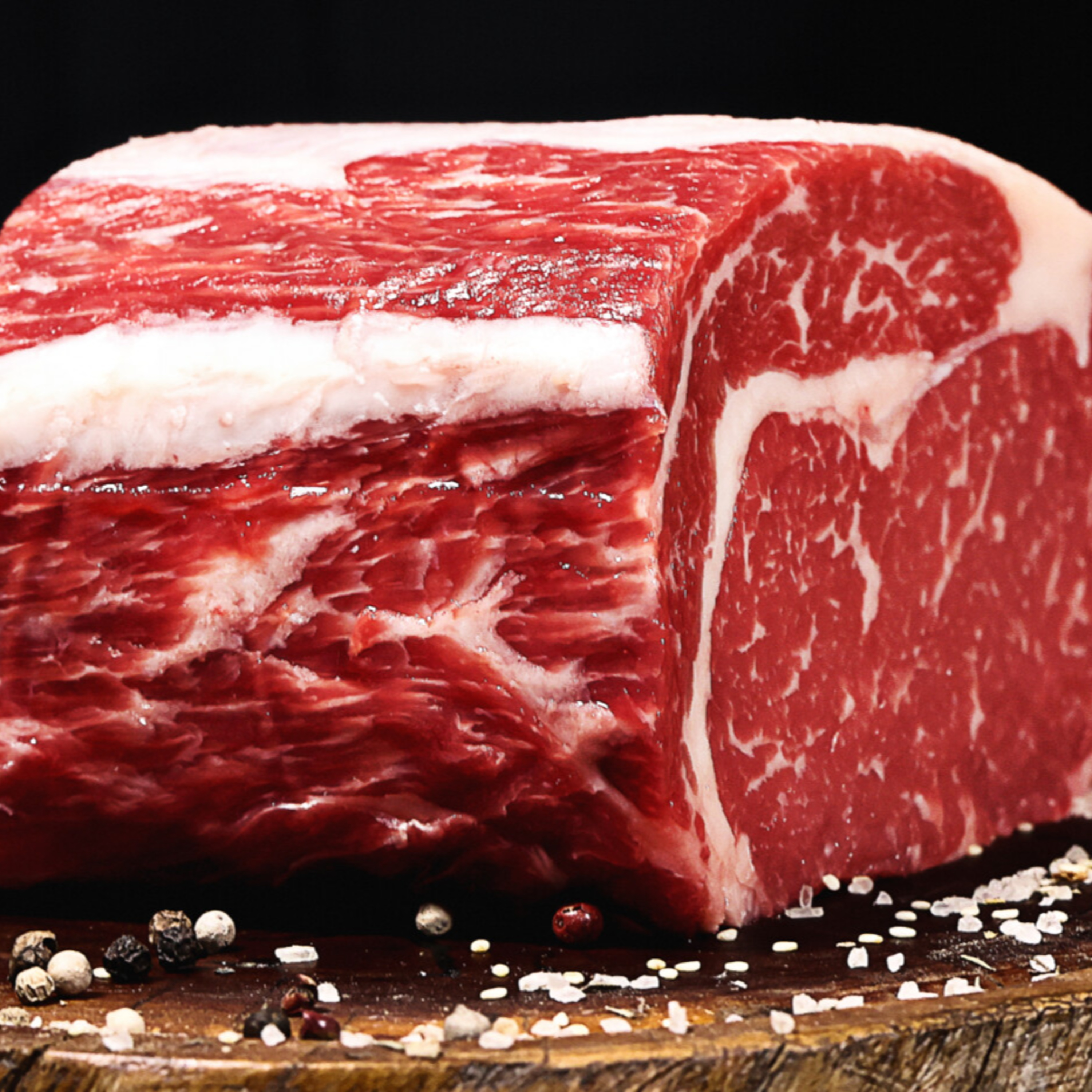 Economia e Negócios: Maior exportador mundial, Brasil quebra recorde de exportações de carne bovina