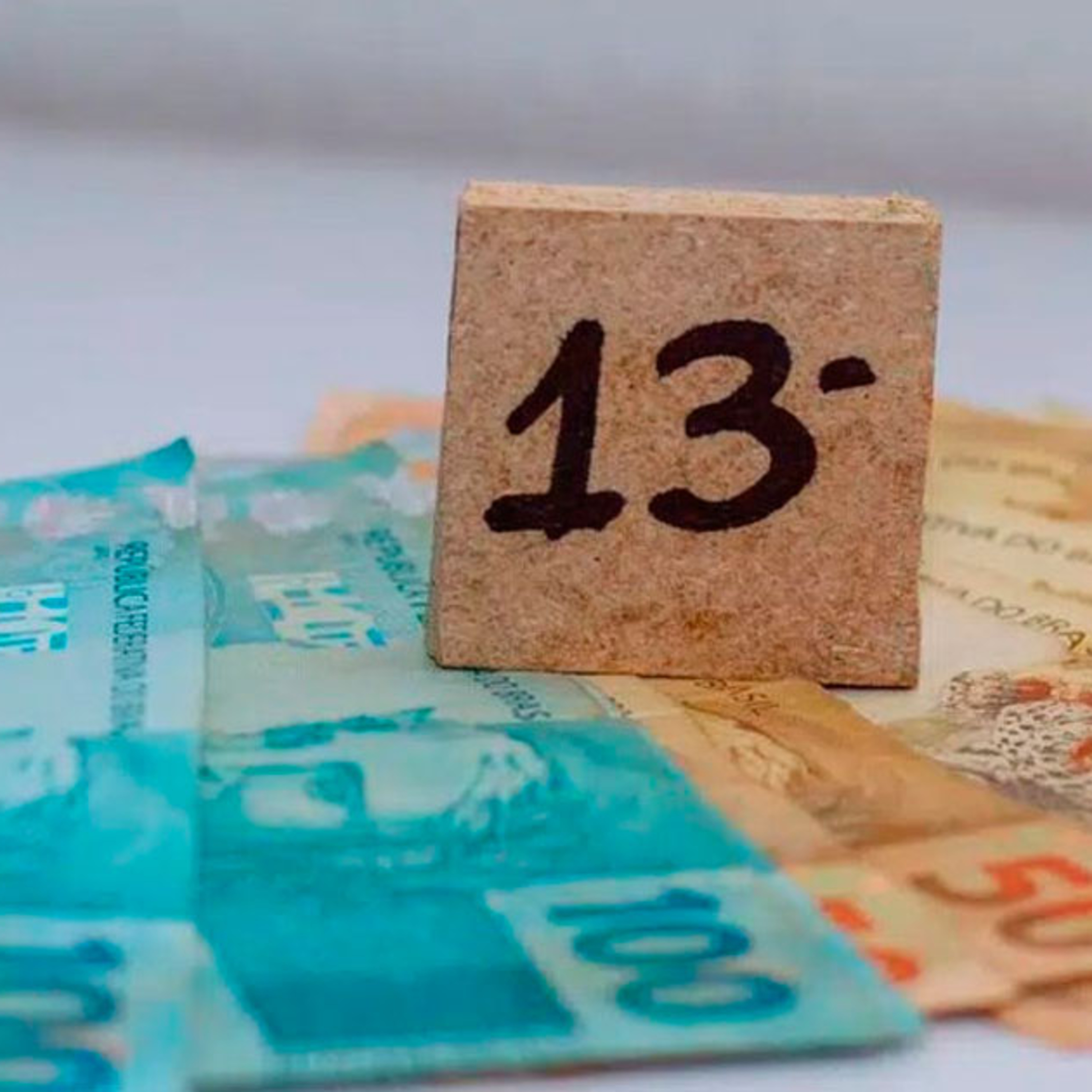 Economia e Negócios: Primeira parcela do 13º deve ser paga até 28 de novembro episode artwork