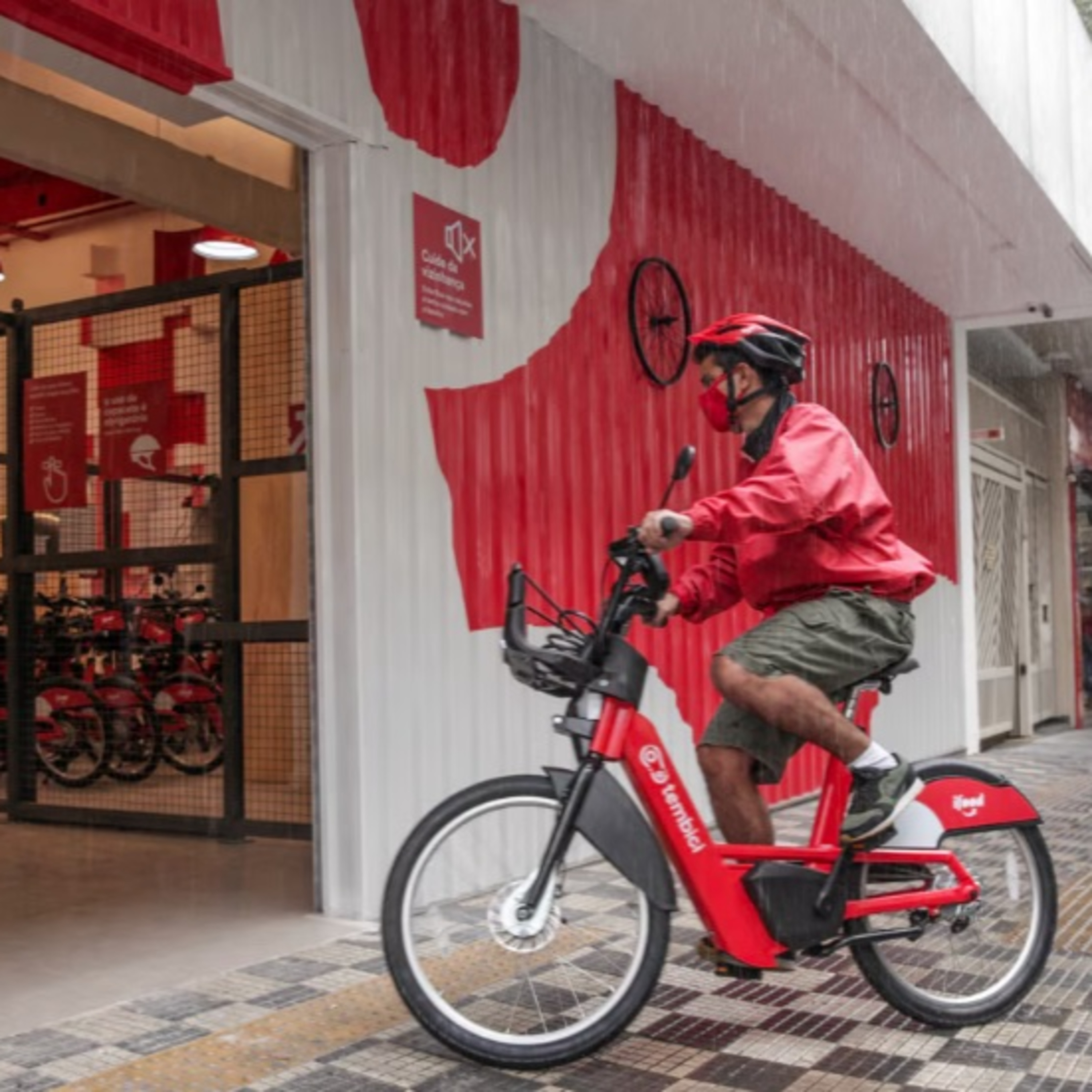 Economia e Negócios: iFood expande programa de e-bikes e investe R$ 300 milhões episode artwork