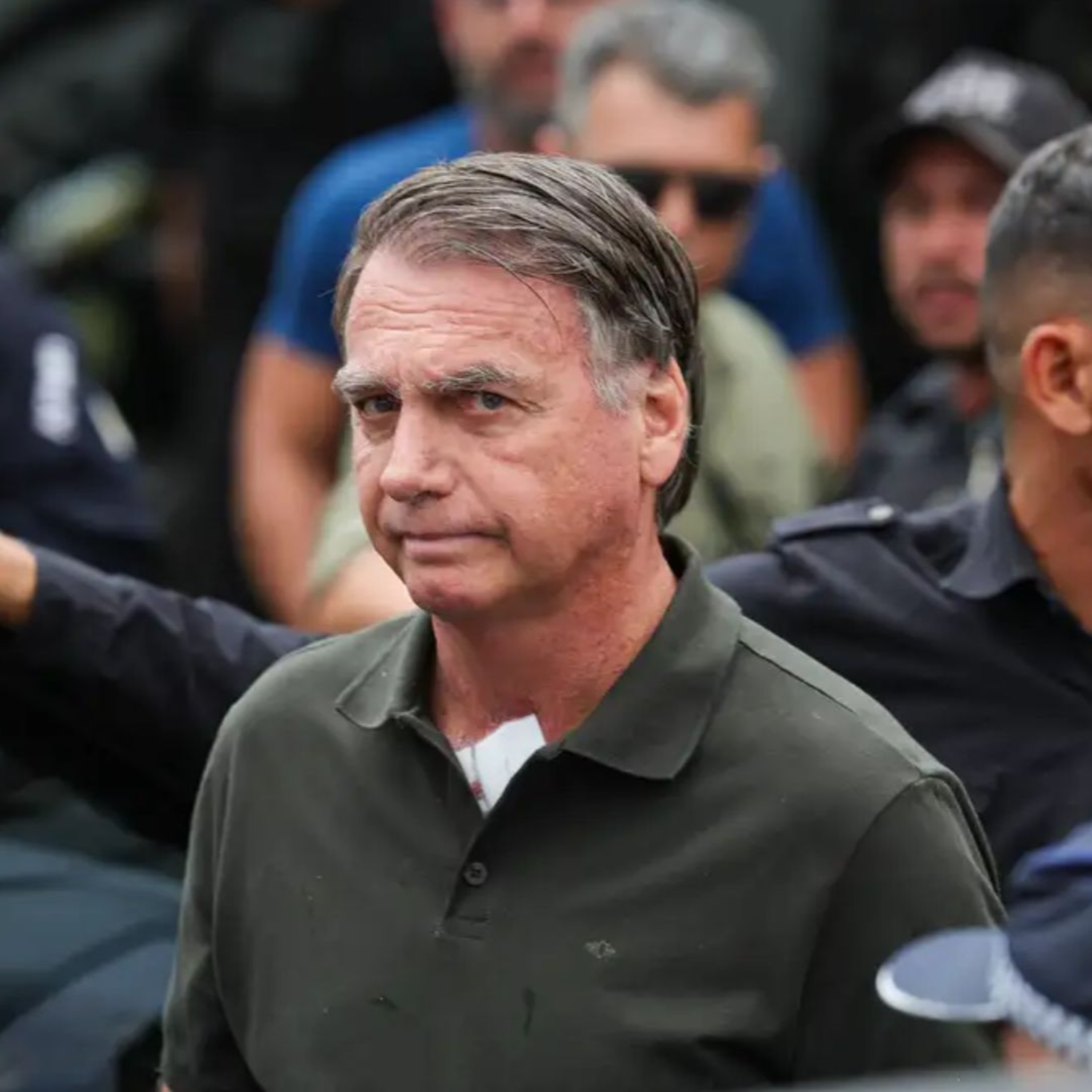 Advogado explica decisão do STF que determina início do cumprimento de pena de Jair Bolsonaro episode artwork