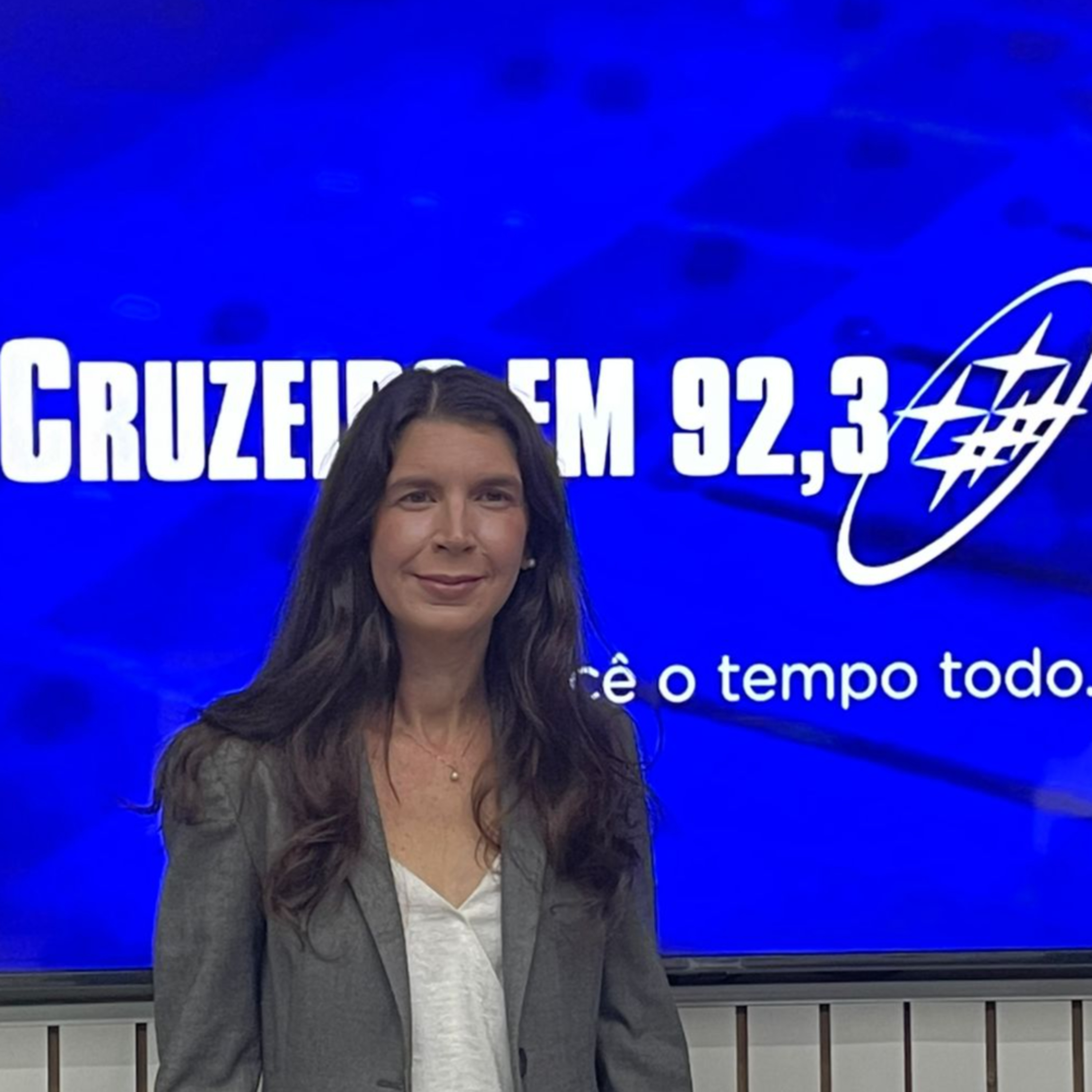 Importação de canetas emagrecedoras dispara no Brasil e médica alerta sobre automedicação episode artwork