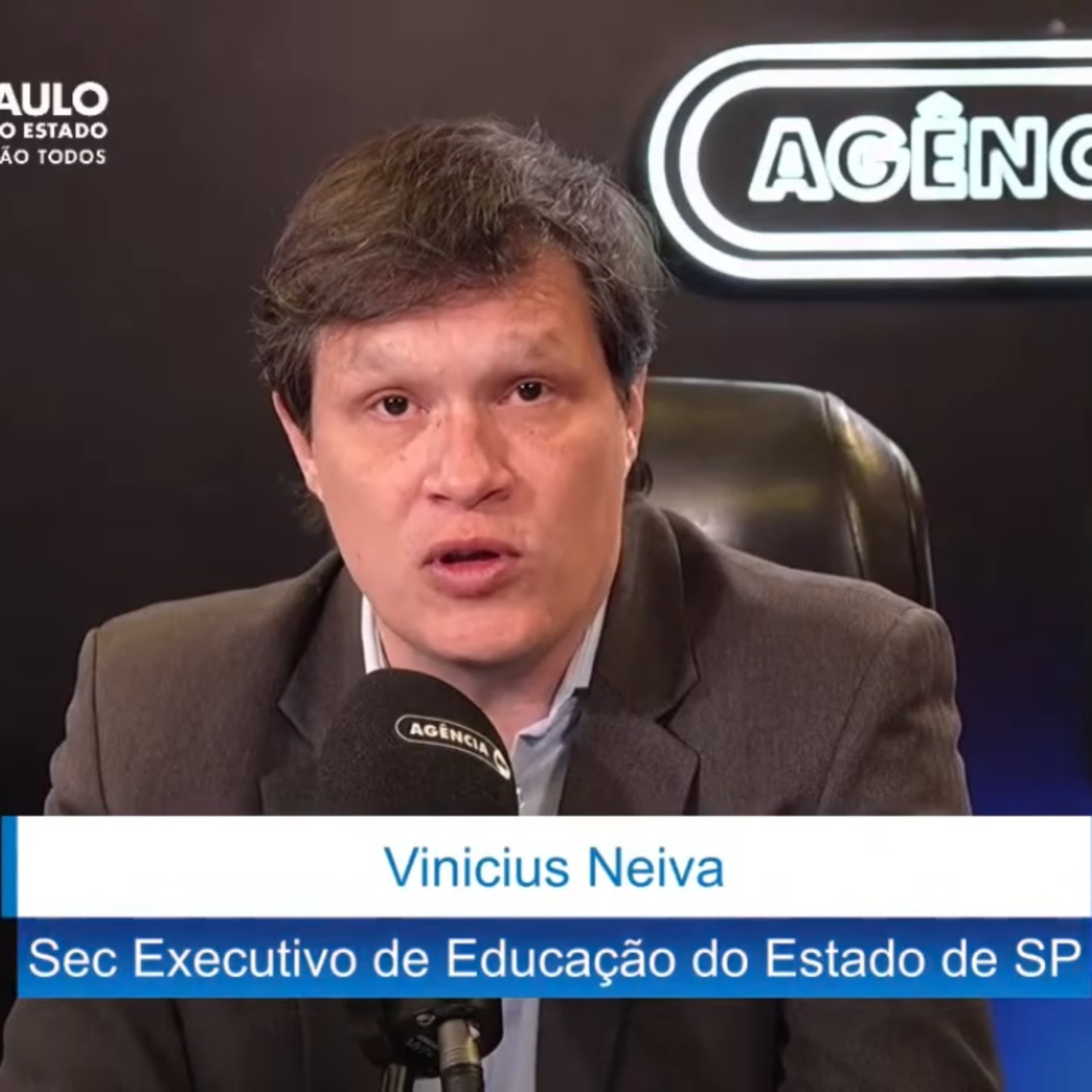 Ano letivo começa com novidades na rede estadual de São Paulo, incluindo o modelo cívico-militar episode artwork