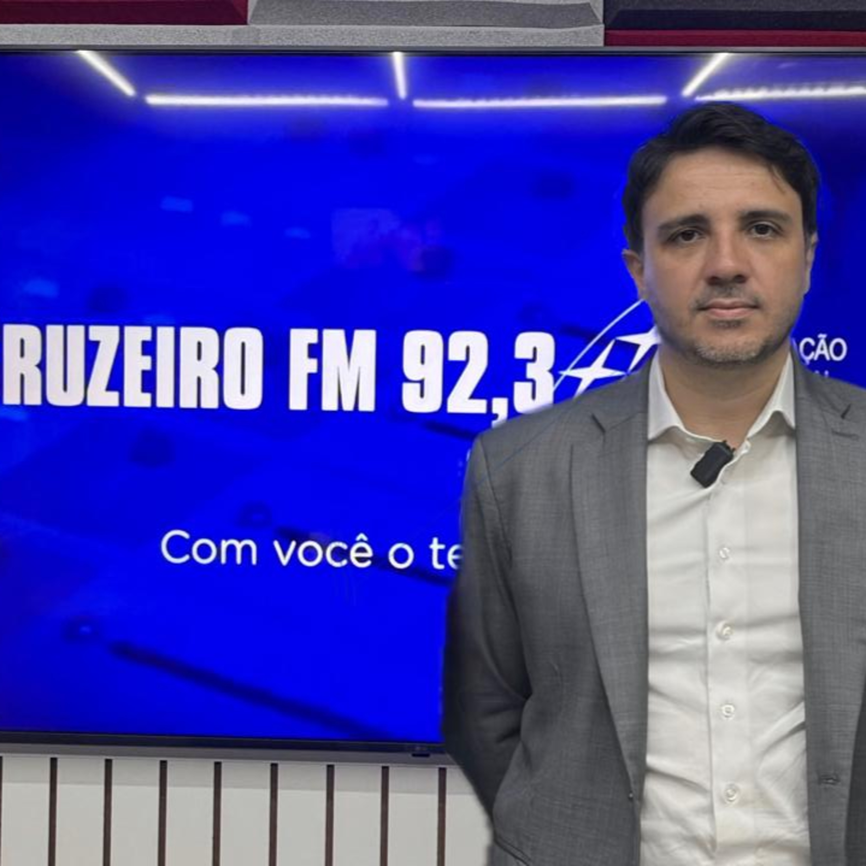 Entrevista com o pré-candidato a presidência, Renan Santos (Missão) episode artwork