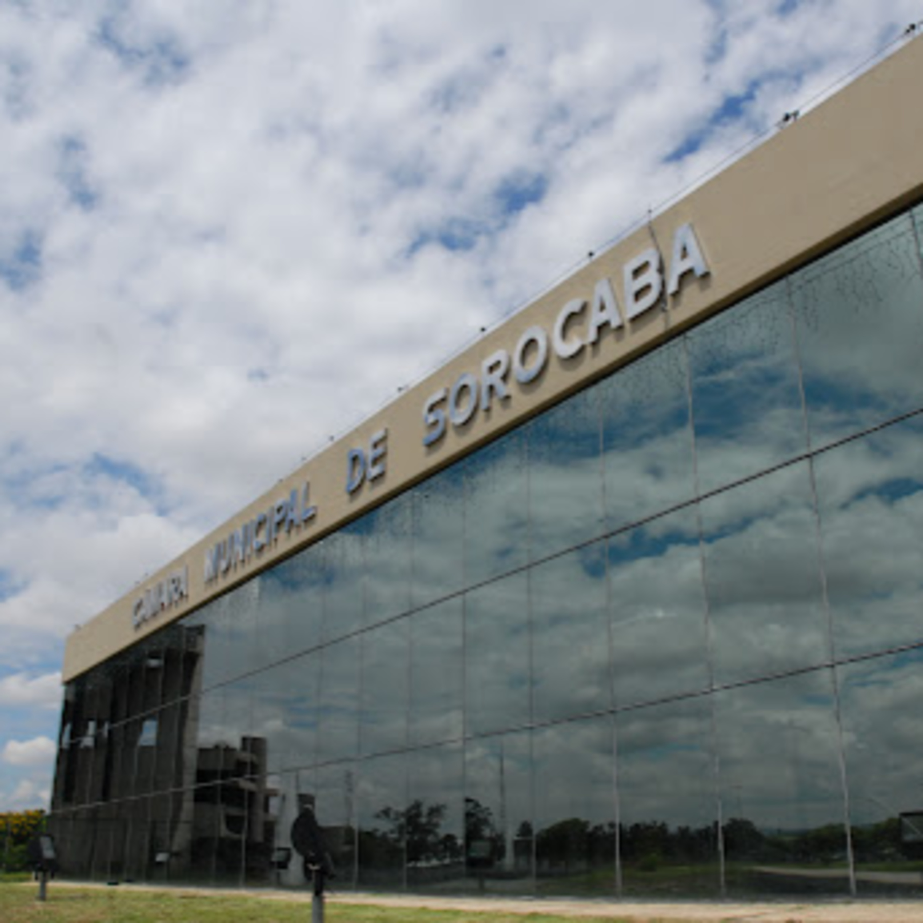 Câmara de Sorocaba aprova criação de comissão permanente de defesa dos direitos da mulher episode artwork