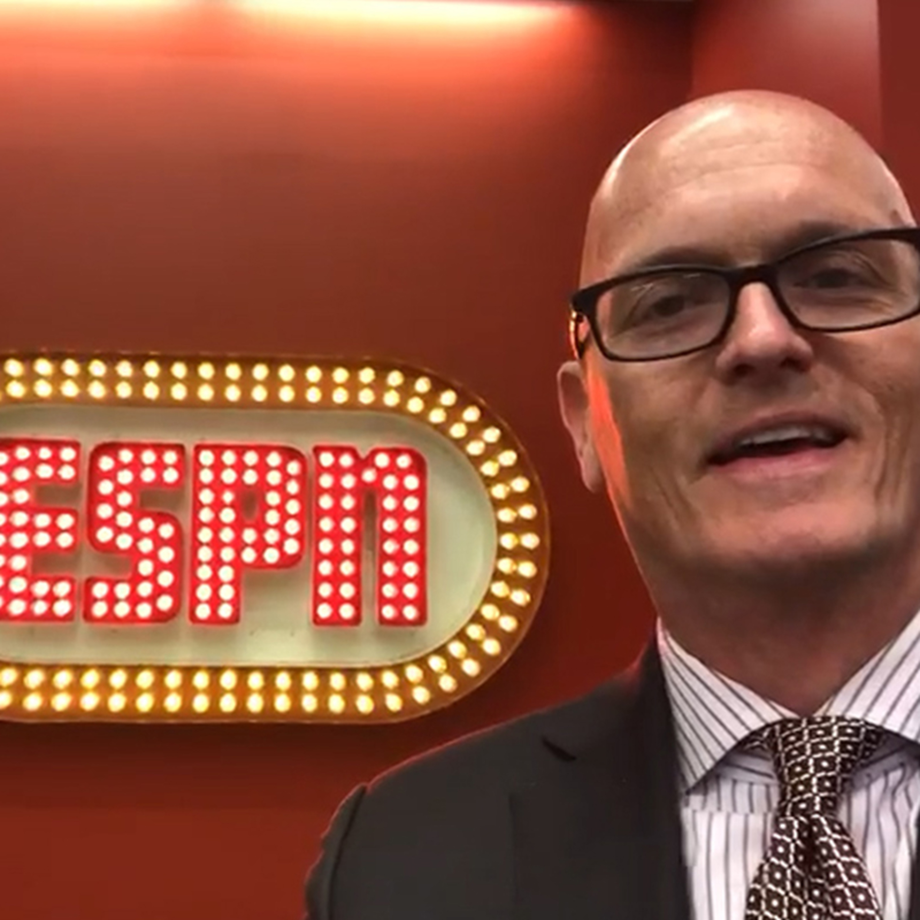 SportsCenter Anchor Scott Van Pelt
