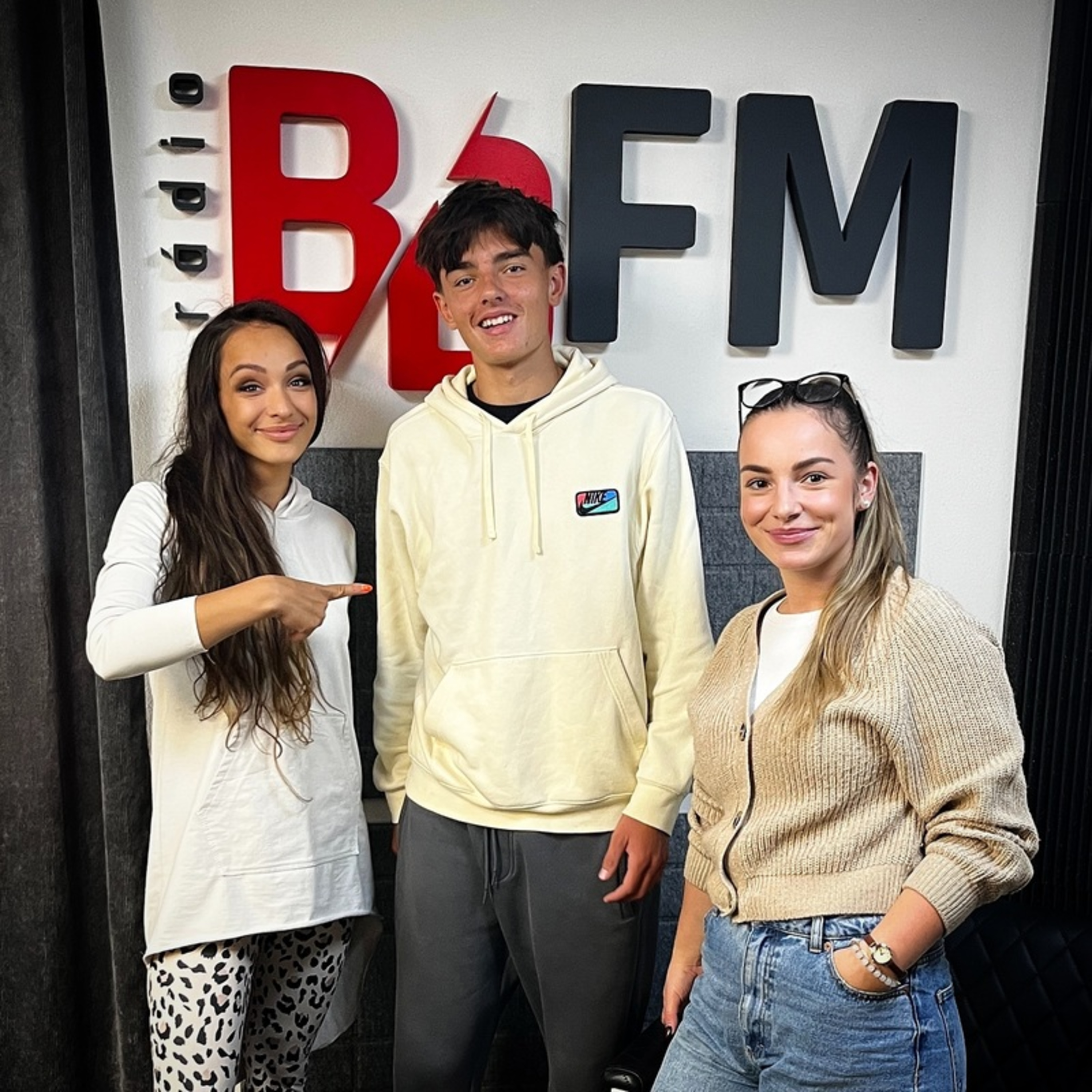 BB FM rádio