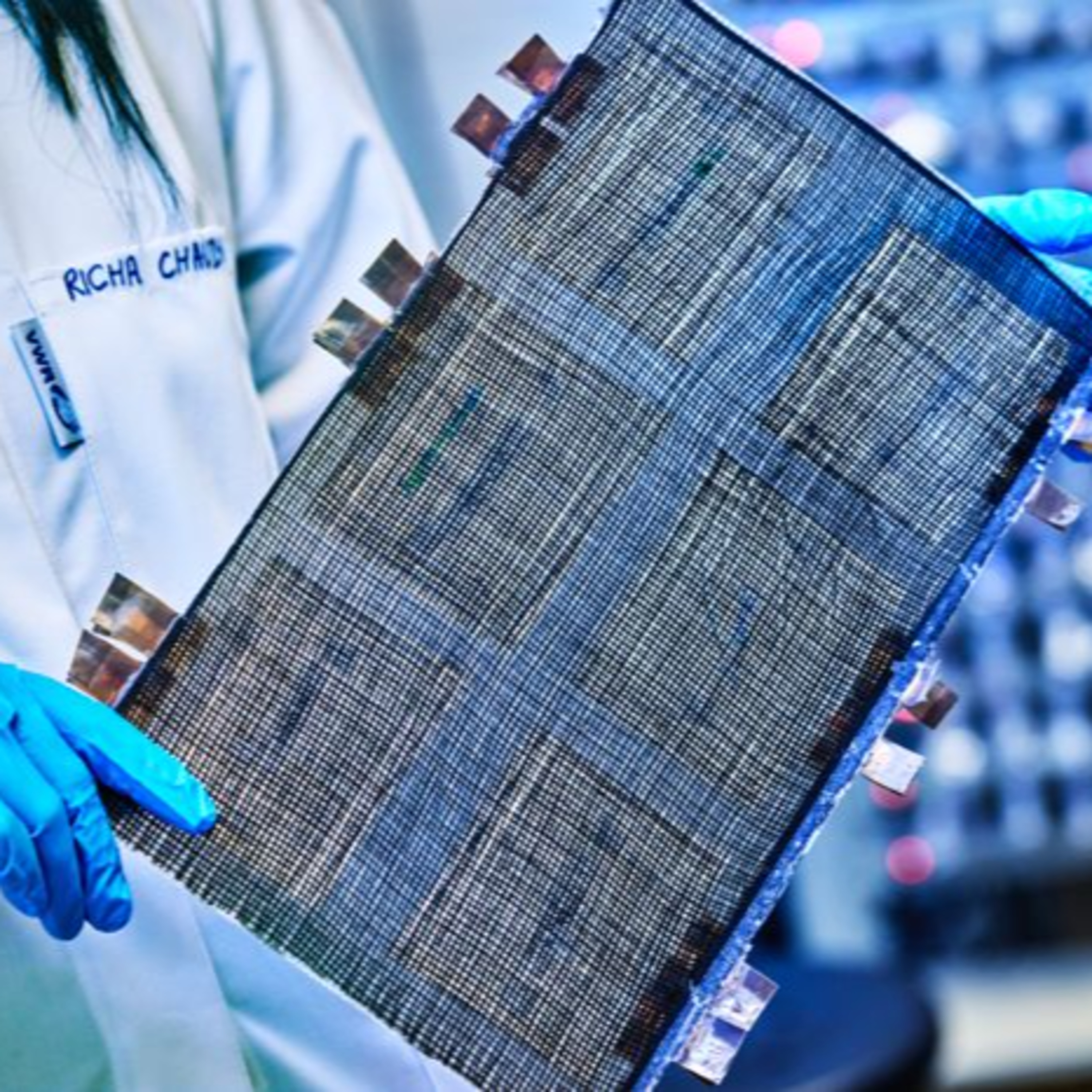 Techstination interview: Researchers at Chalmers U. report carbon fiber battery breakthrough episode artwork