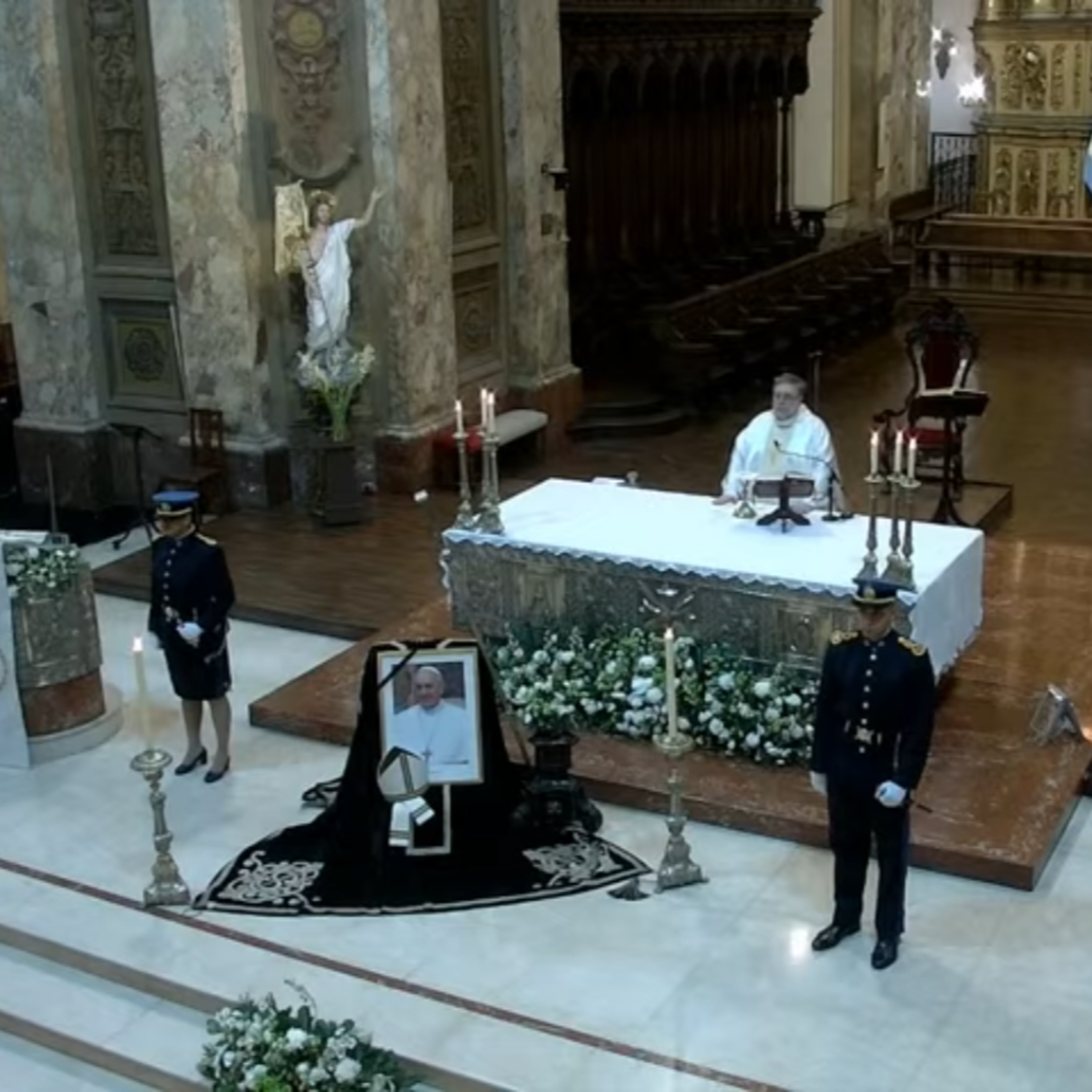 Santa Misa del jueves de la octava de Pascua. 24 de abril de 2025. episode artwork