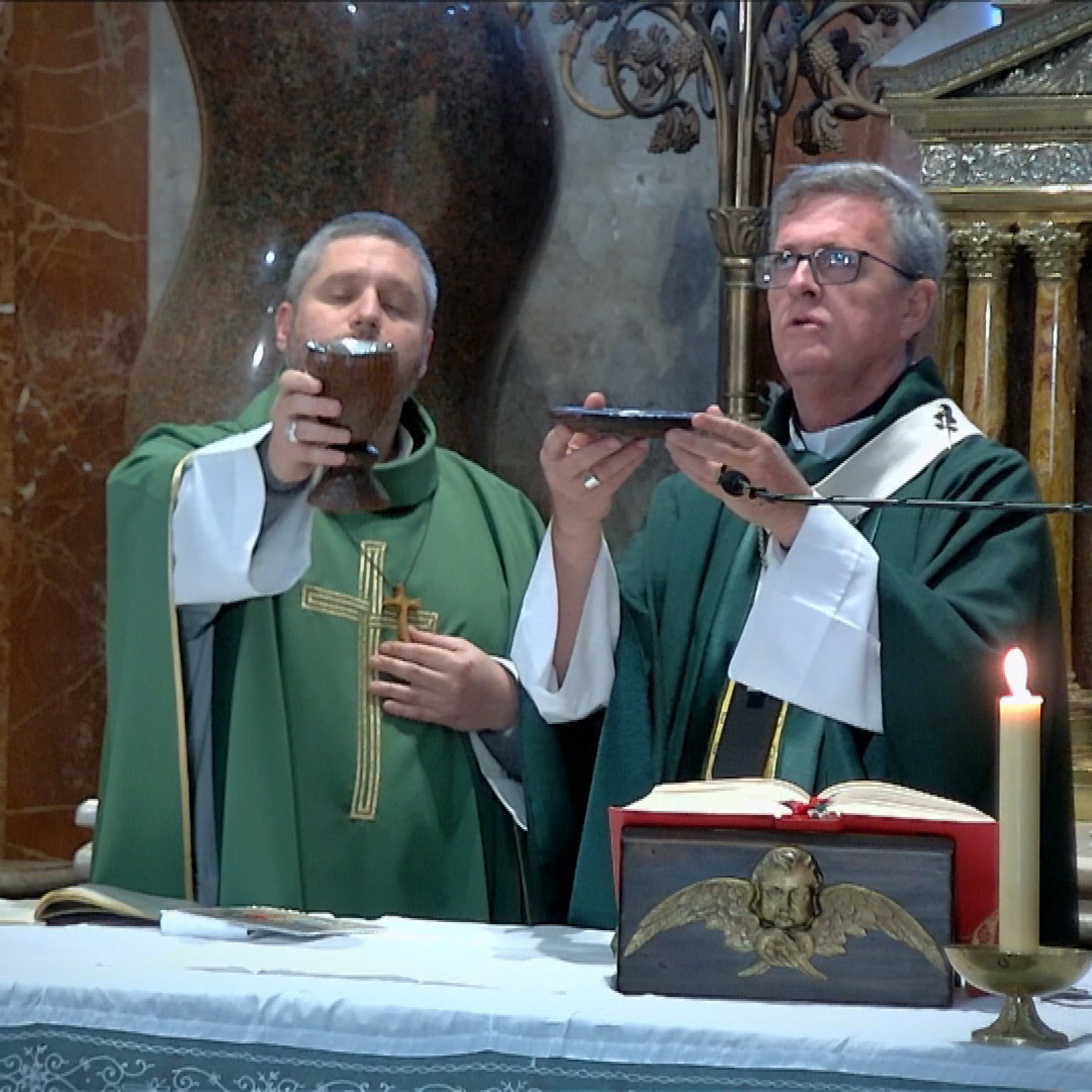 Catedral de Buenos Aires. Santa Misa por todos los padres. Domingo 21 de junio episode artwork