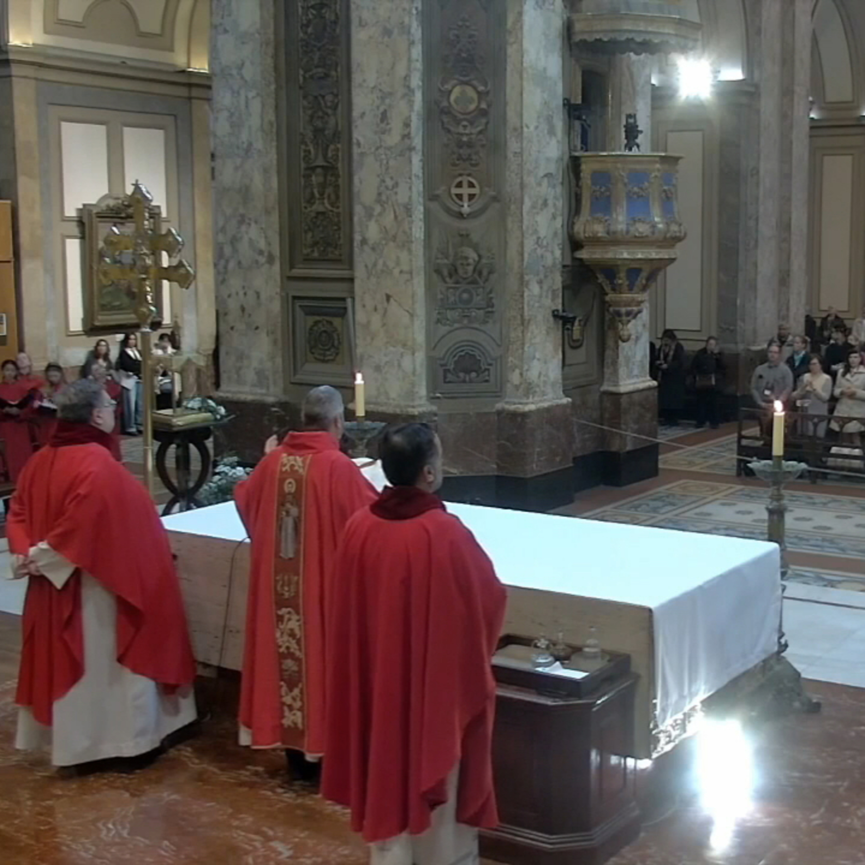 Catedral de Buenos Aires. Santa Misa Solemnidad de los Santos Pedro y Pablo, apóstoles. 29 de junio