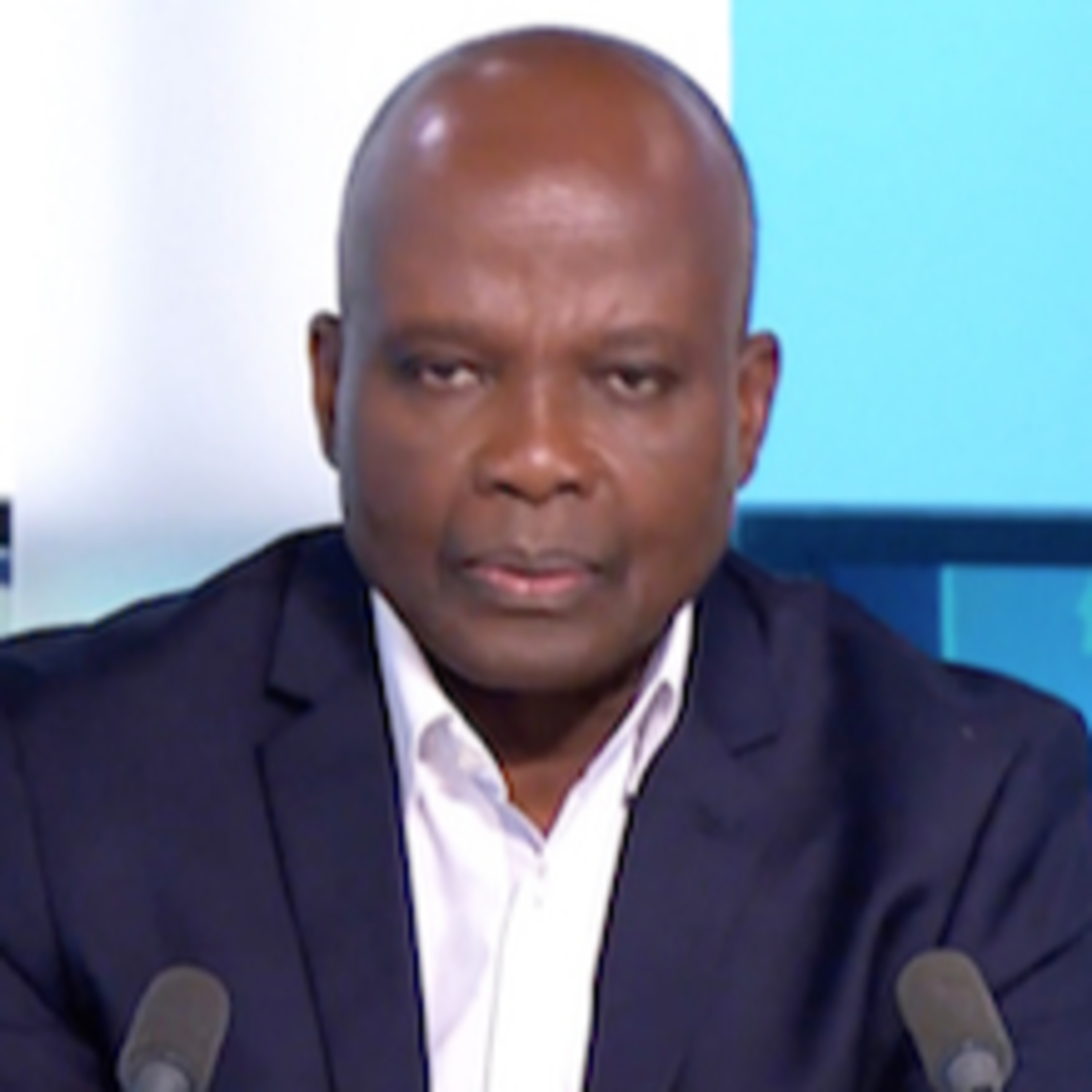 Être journaliste en Afrique : Entretien avec Francis Laloupo episode artwork